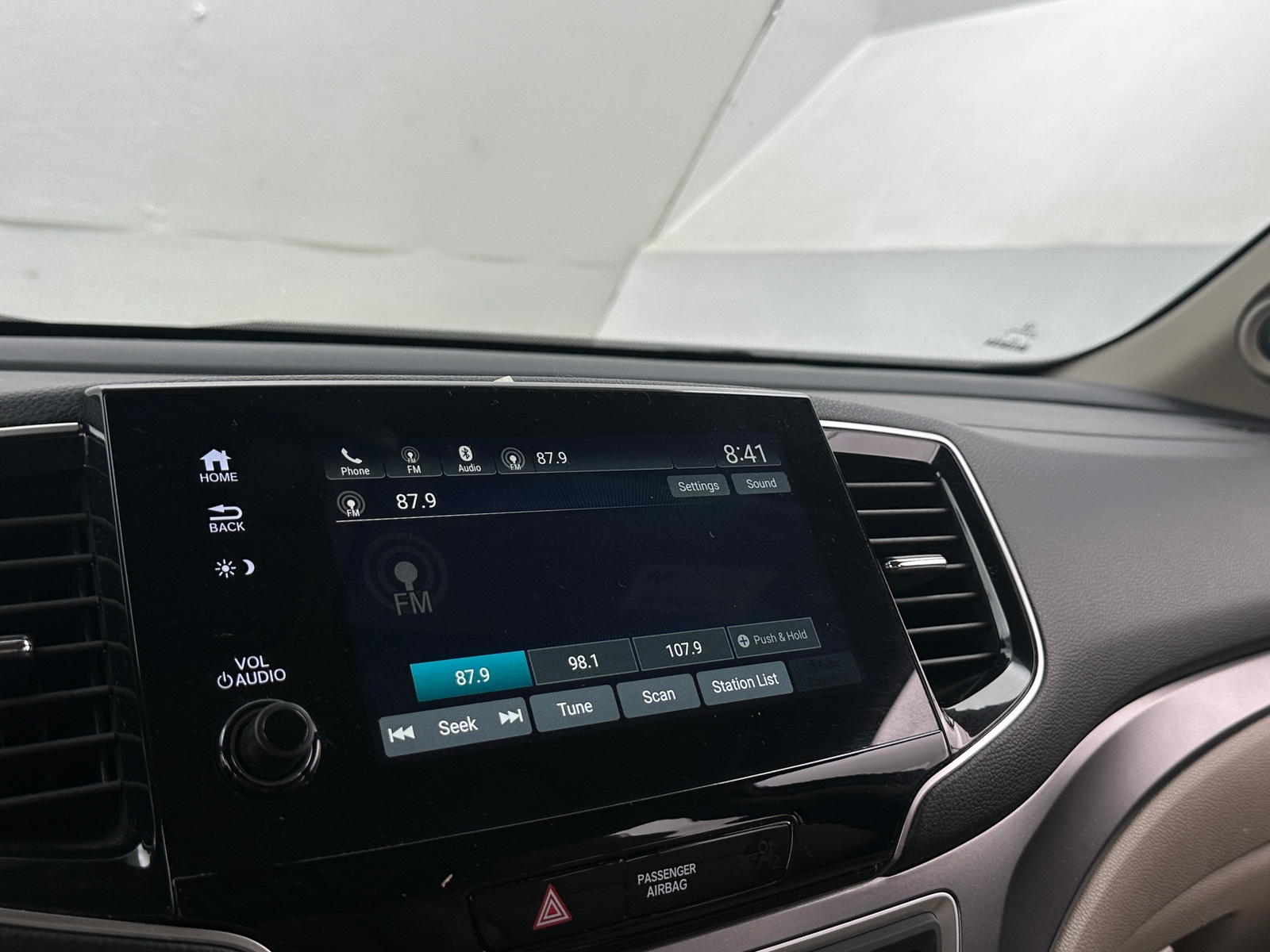 Thumbnail: 2019 Honda Pilot - 4