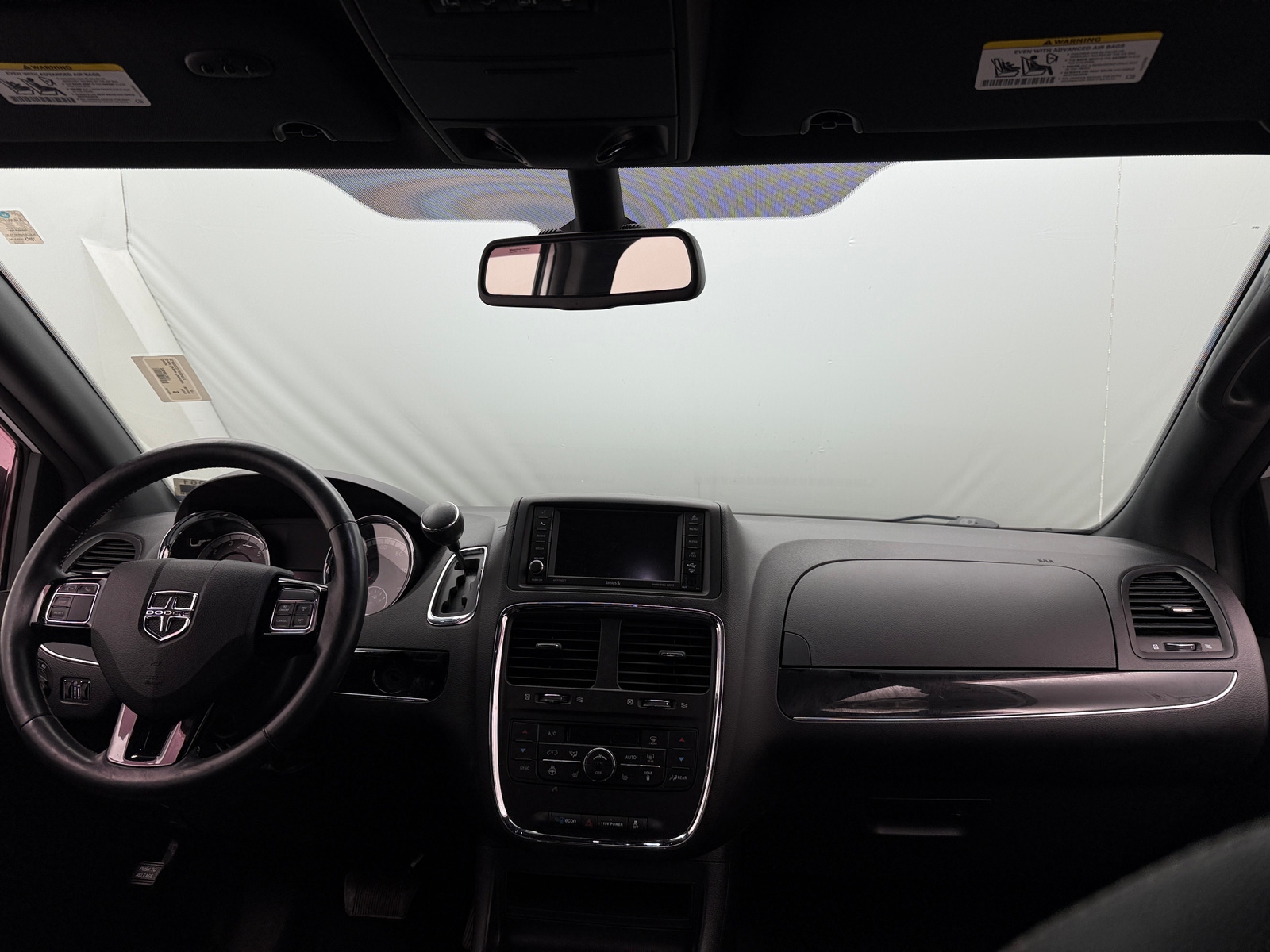 Thumbnail: 2018 Dodge Grand Caravan - 2