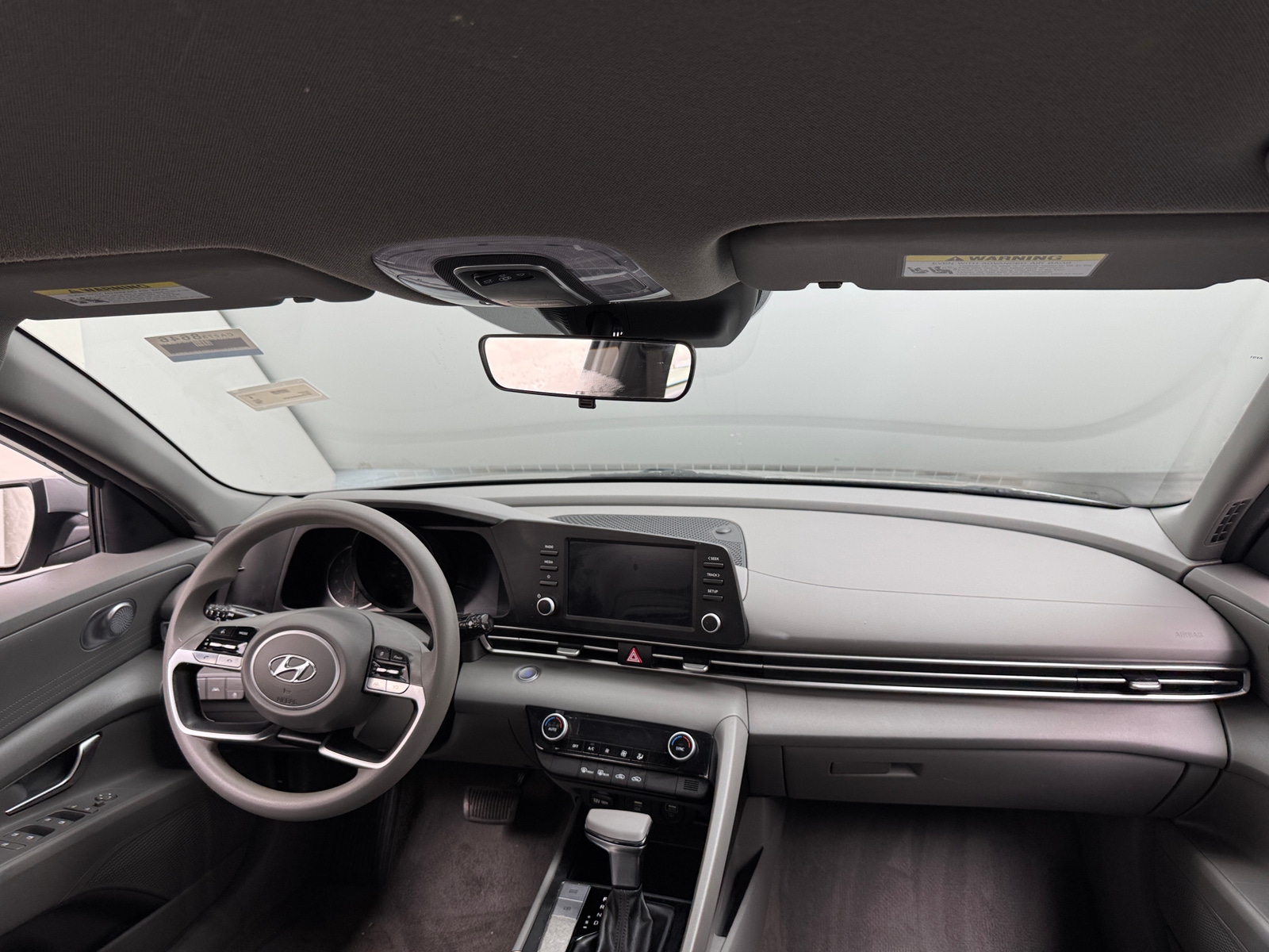 Thumbnail: 2022 Hyundai Elantra - 3