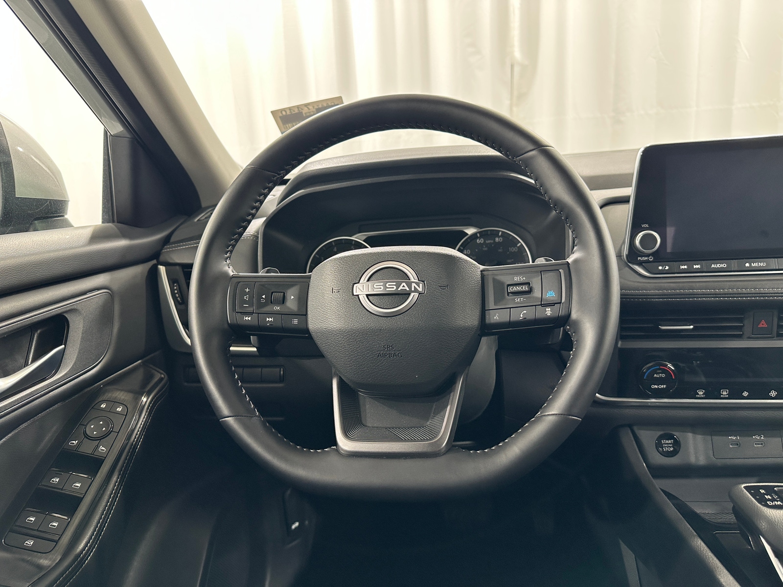 Thumbnail: 2025 Nissan Rogue - 5