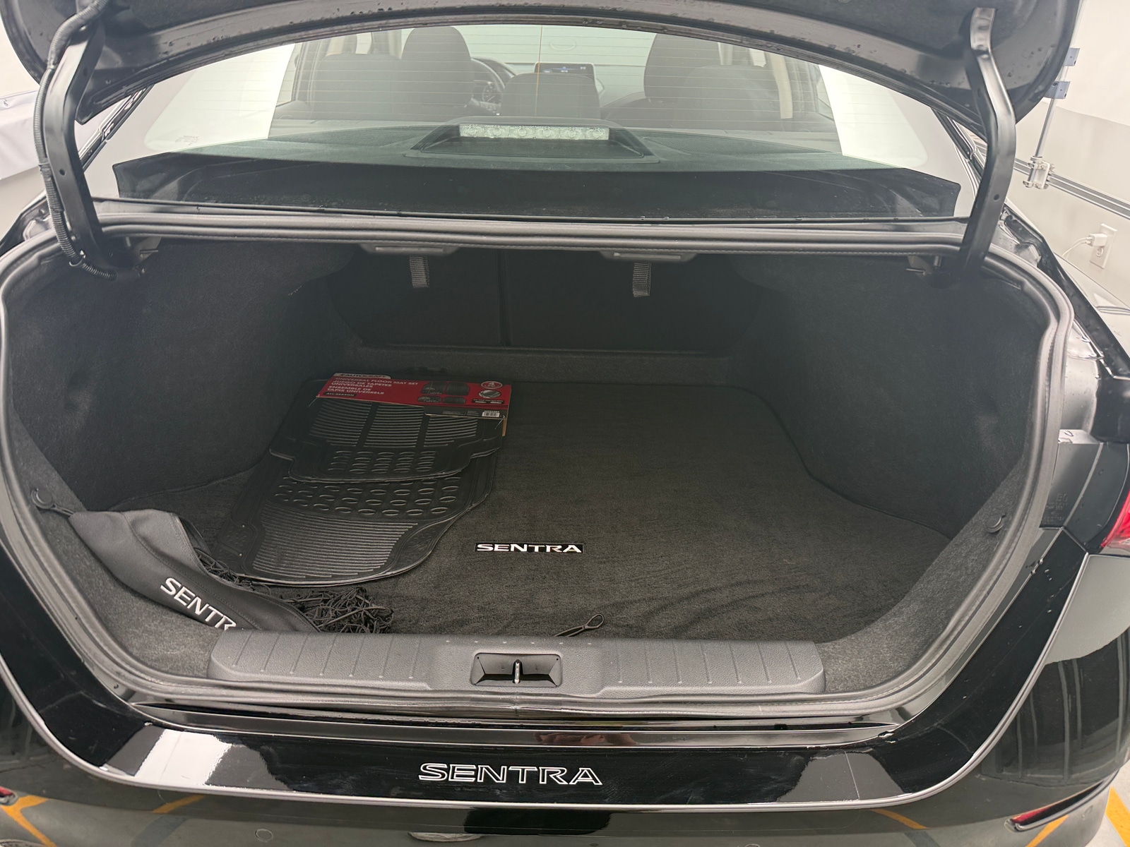 Thumbnail: 2025 Nissan Sentra - 7