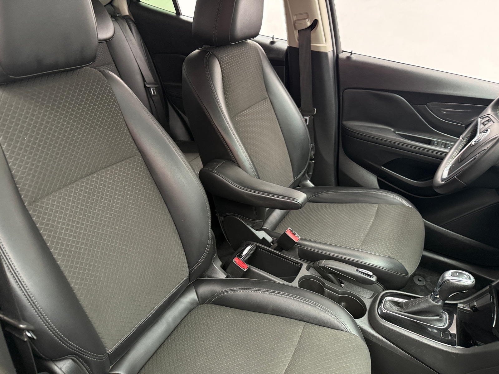 Thumbnail: 2019 Buick Encore - 2