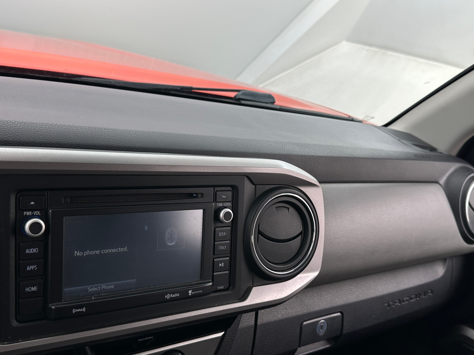 Thumbnail: 2018 Toyota Tacoma - 4