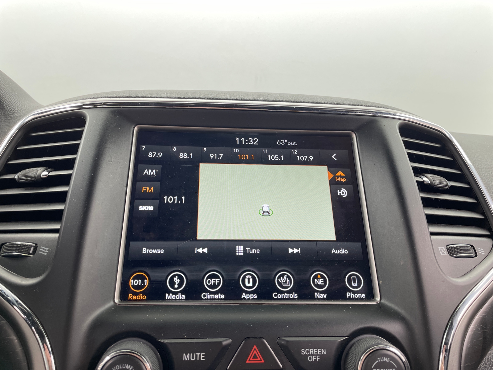 Thumbnail: 2018 Jeep Grand Cherokee - 4