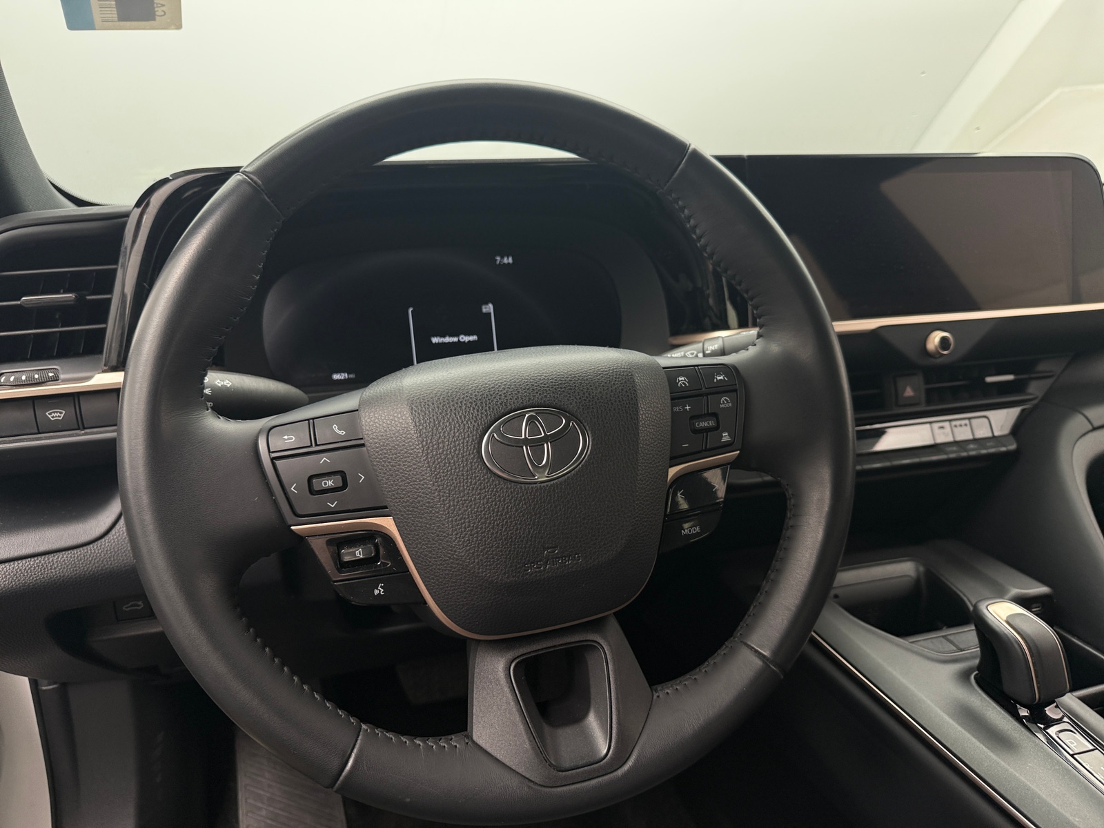 Thumbnail: 2023 Toyota Crown - 5