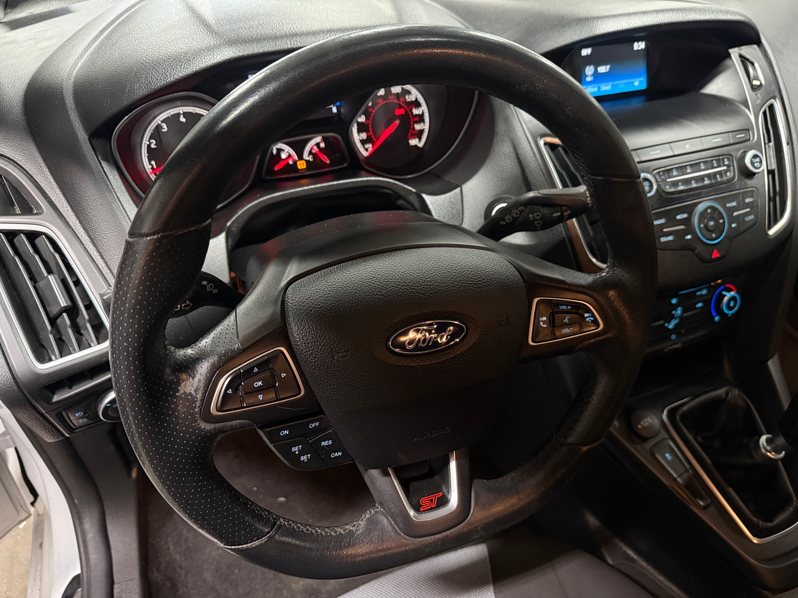 Thumbnail: 2018 Ford Focus - 5