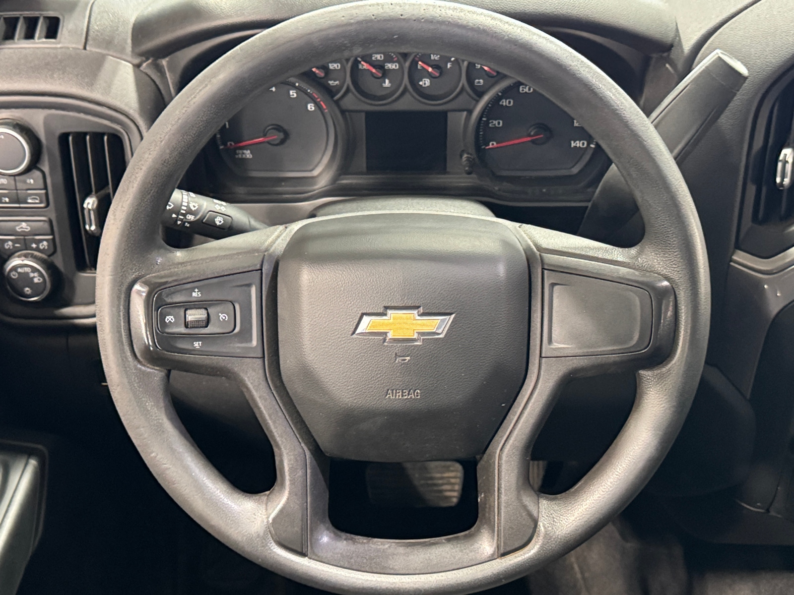 Thumbnail: 2020 Chevrolet Silverado 1500 - 5