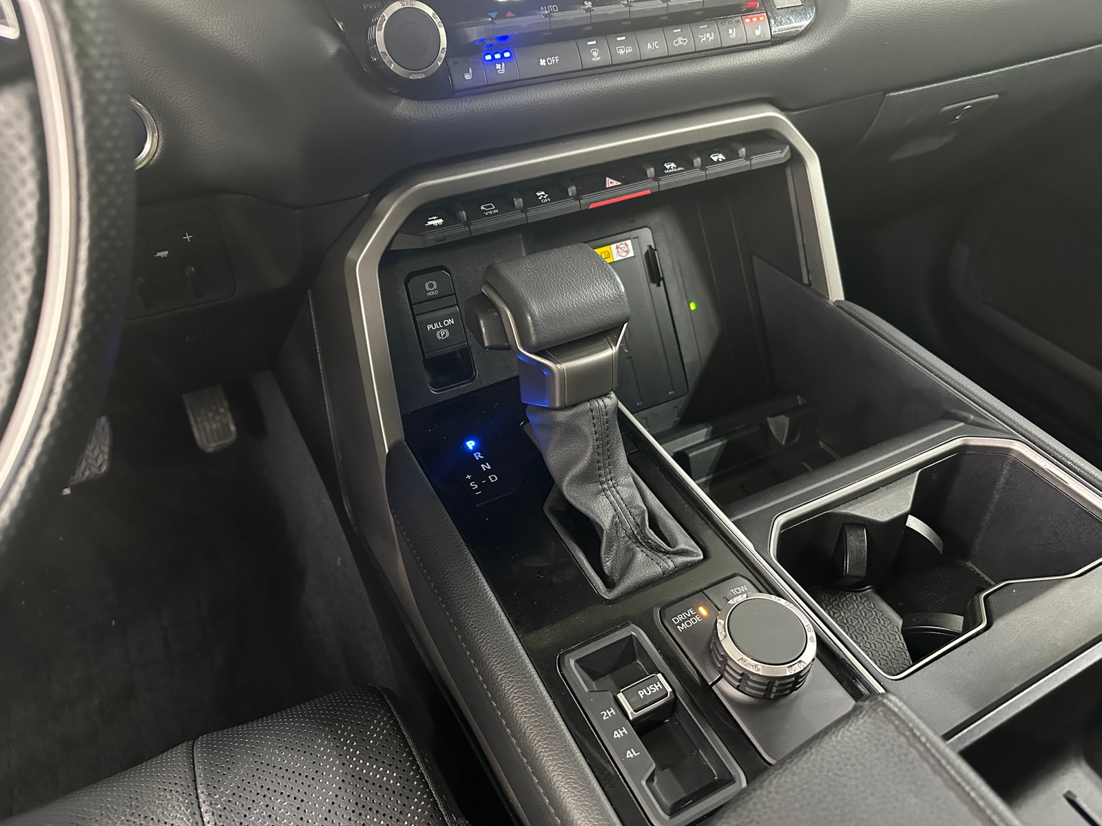 Thumbnail: 2024 Toyota Tundra - 3