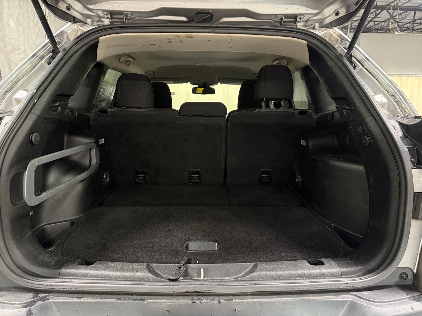 Thumbnail: 2017 Jeep Cherokee - 7