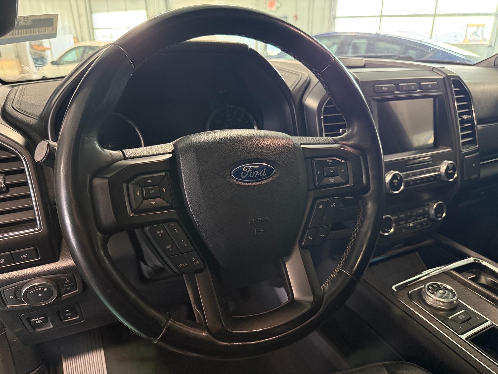 Thumbnail: 2020 Ford Expedition - 4