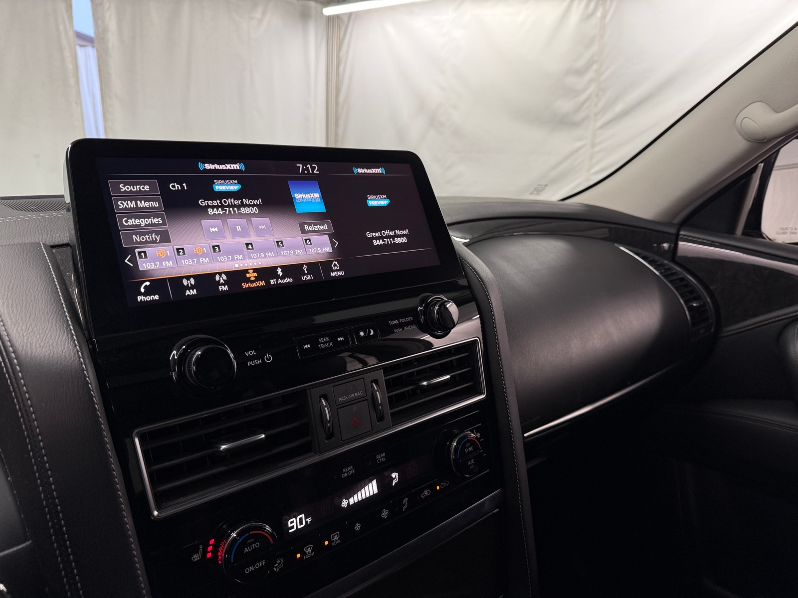 Thumbnail: 2024 INFINITI QX80 - 3