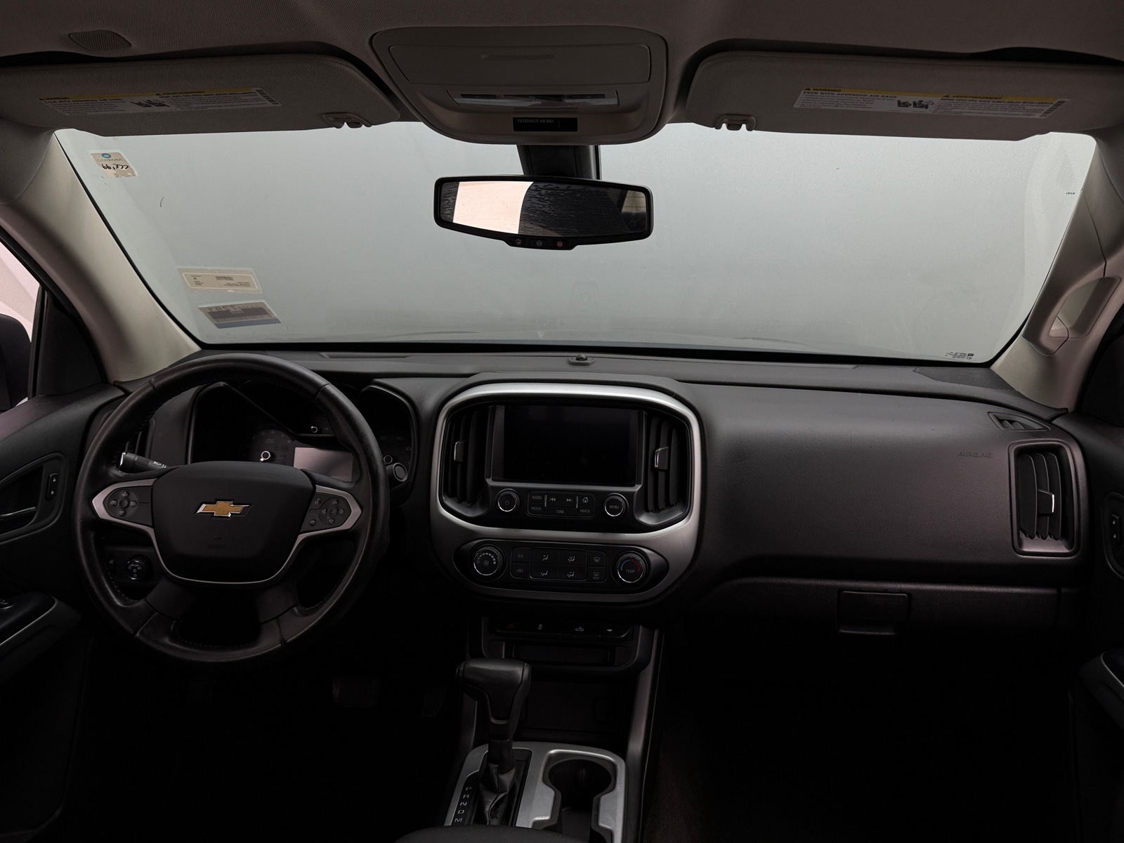 Thumbnail: 2016 Chevrolet Colorado - 3