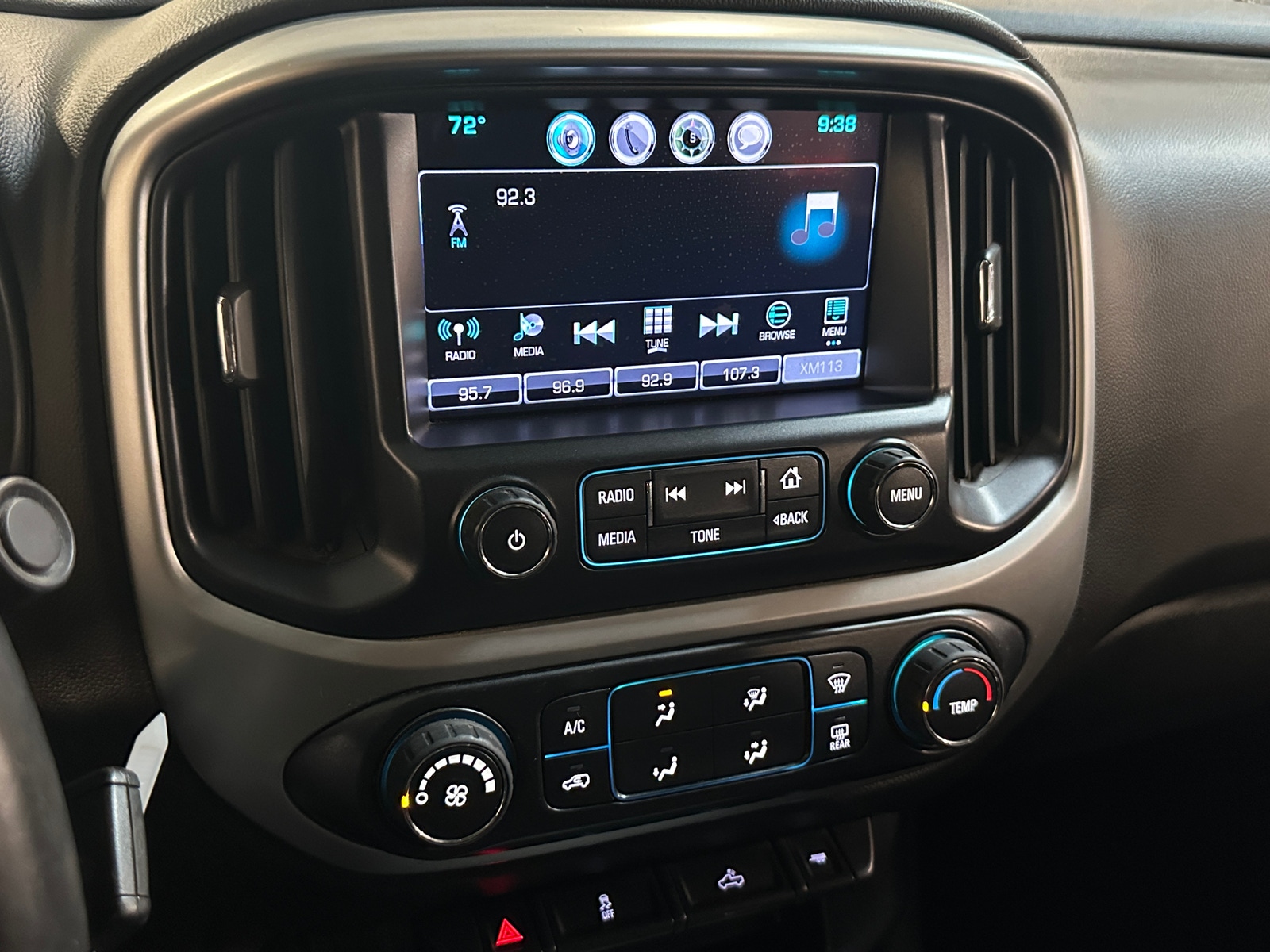 Thumbnail: 2016 Chevrolet Colorado - 4