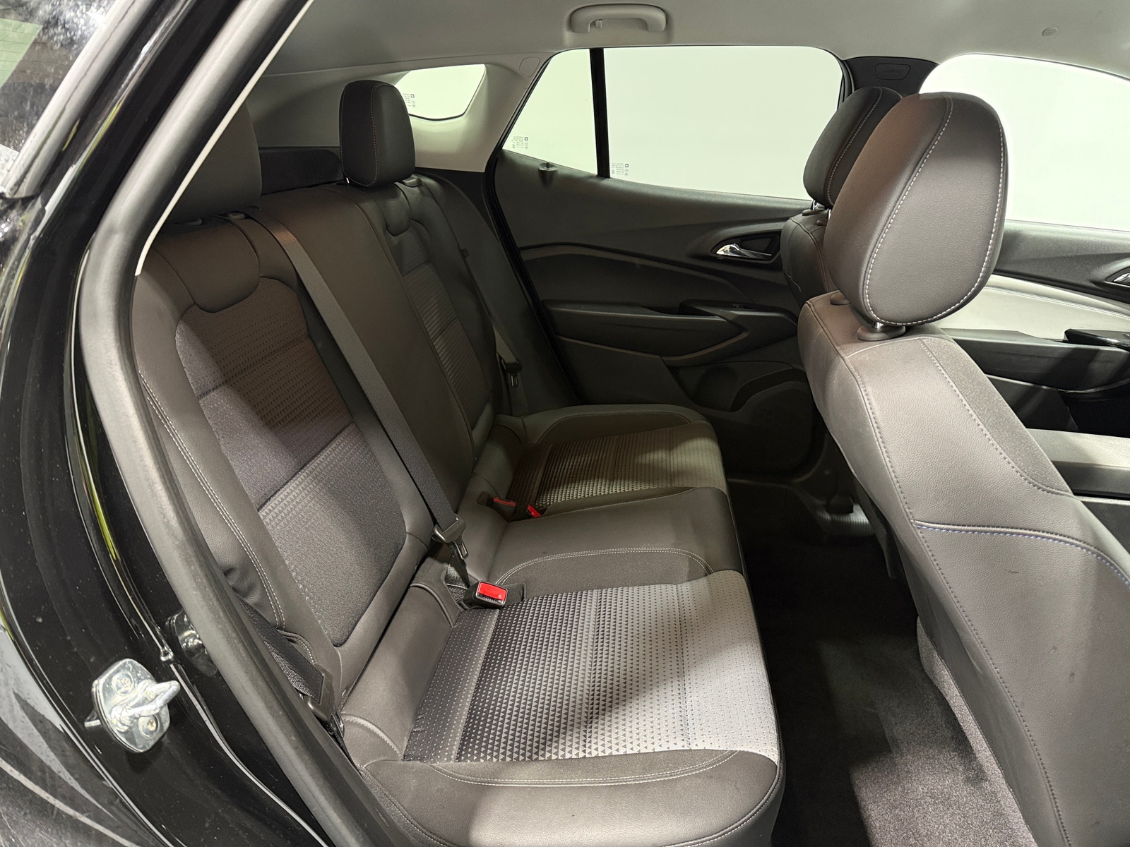 Thumbnail: 2025 Chevrolet Trax - 6