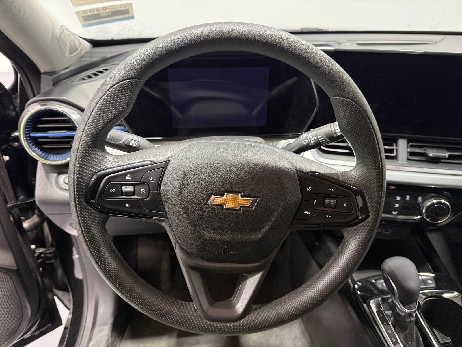 Thumbnail: 2025 Chevrolet Trax - 5