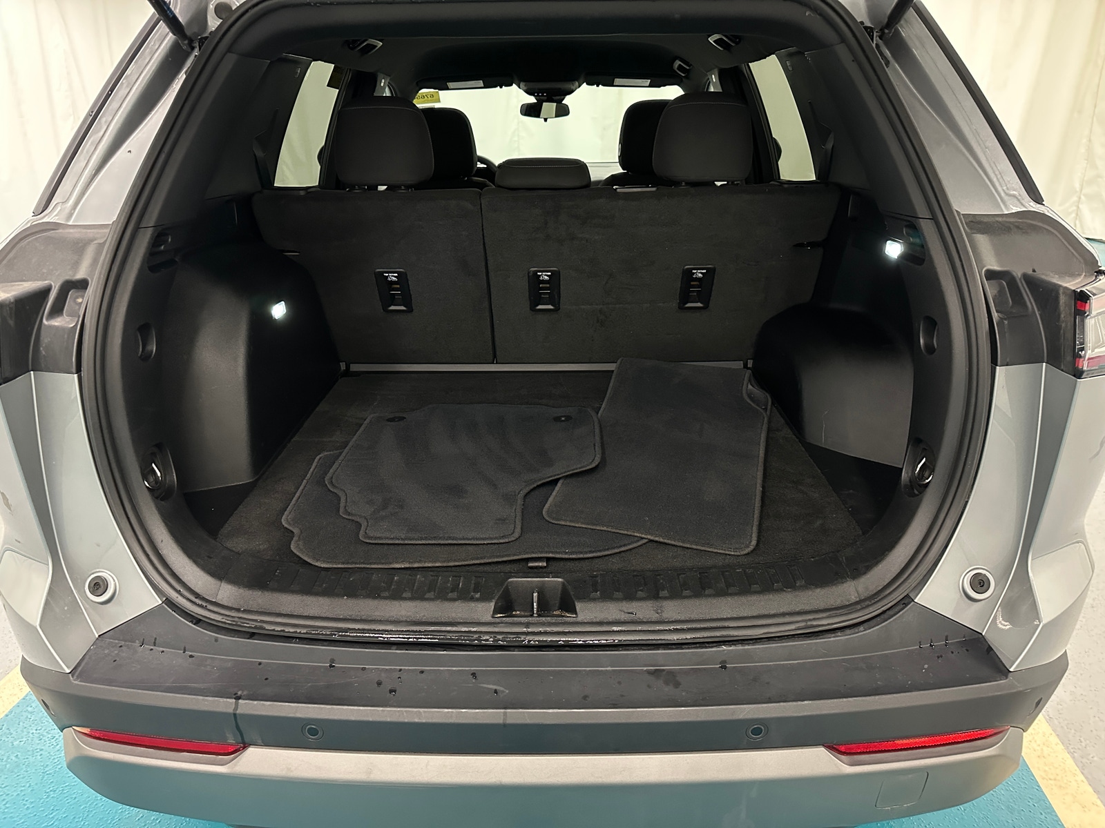 Thumbnail: 2025 Chevrolet Equinox - 7