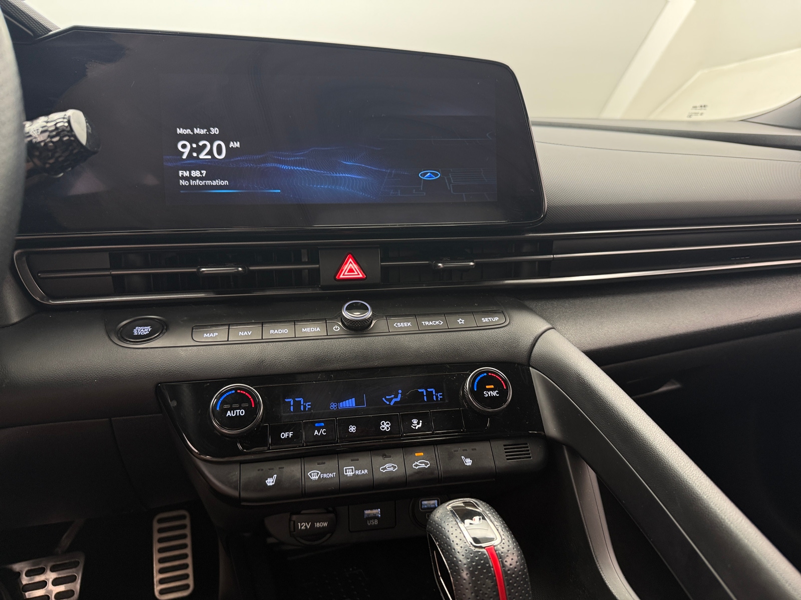 Thumbnail: 2023 Hyundai Elantra - 4