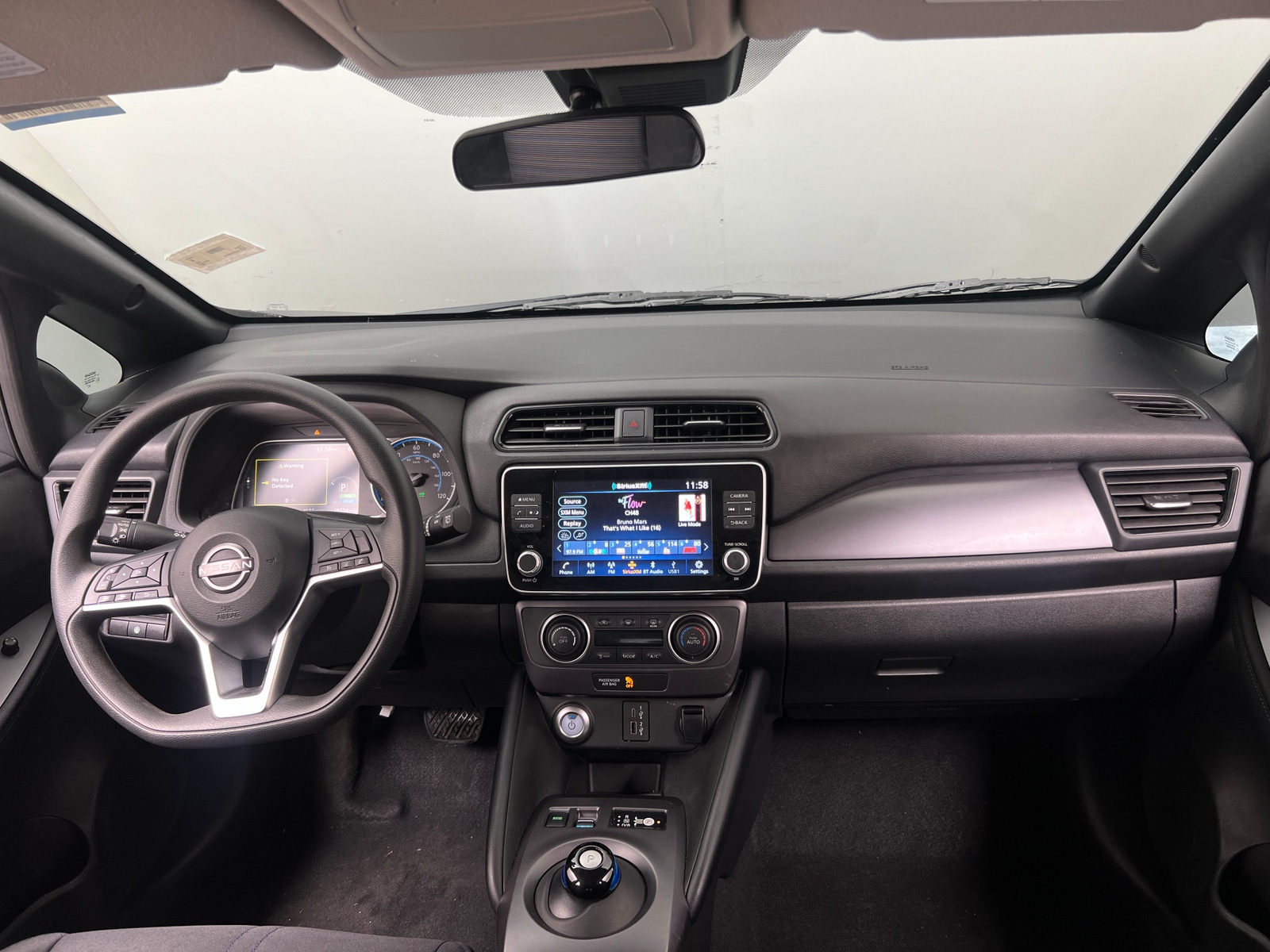 Thumbnail: 2023 Nissan Leaf - 3