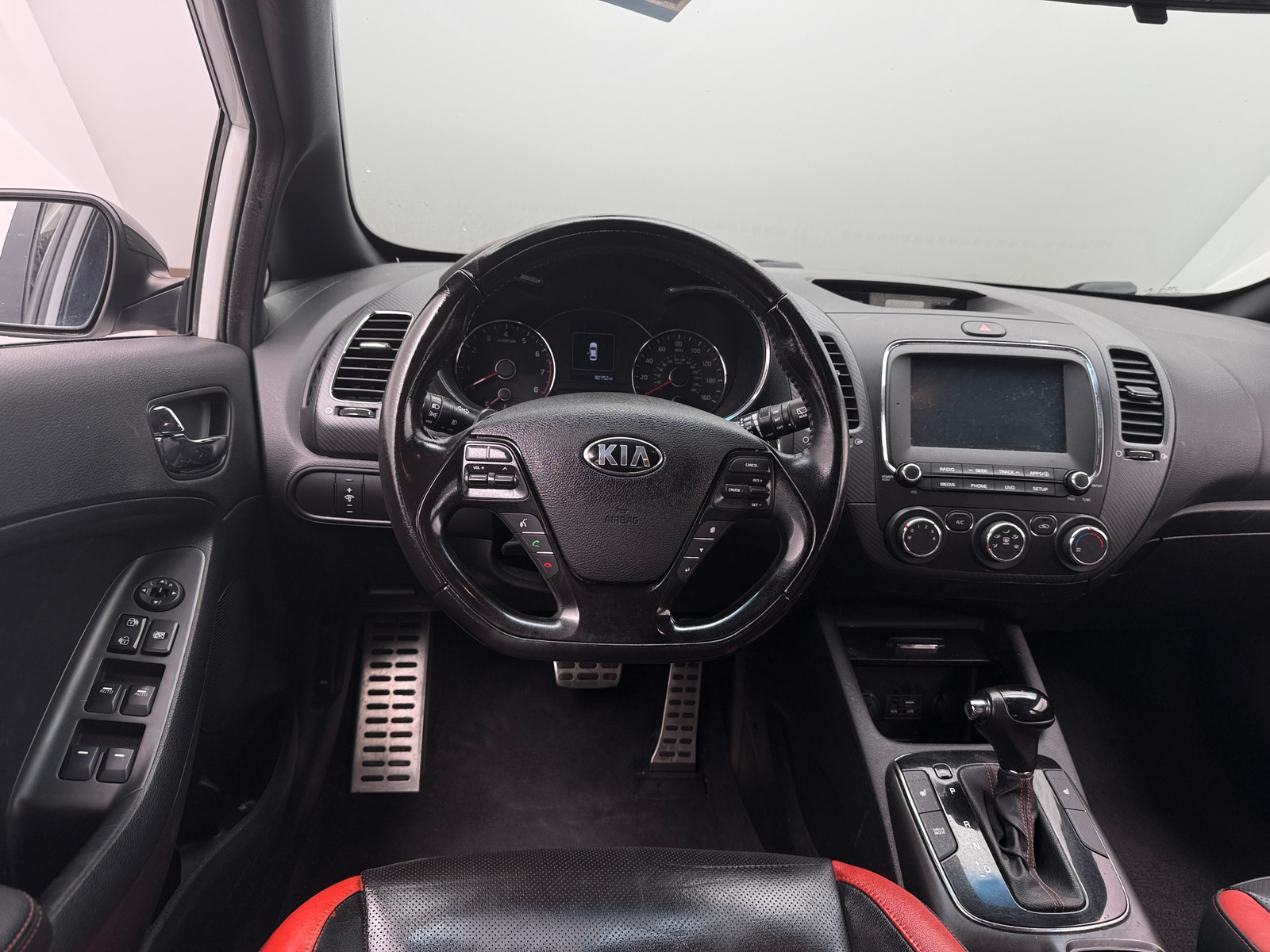 Thumbnail: 2018 Kia Forte - 4