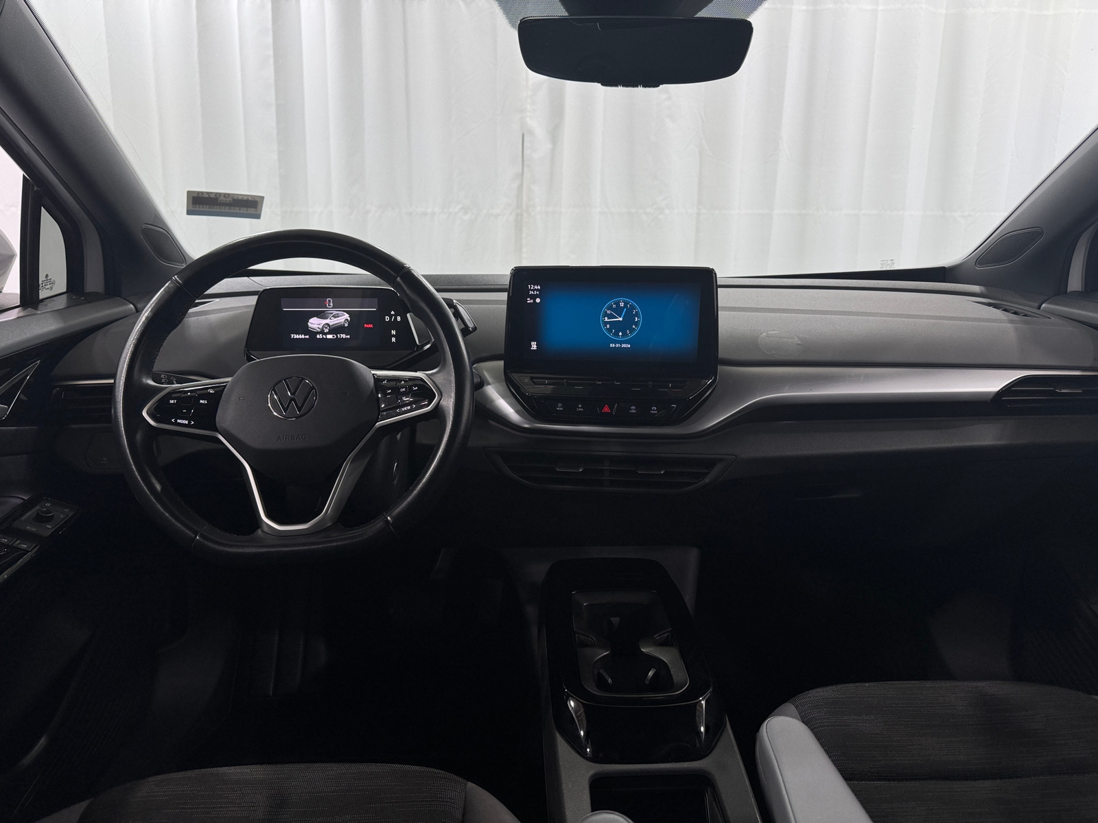 Thumbnail: 2021 Volkswagen ID.4 - 3