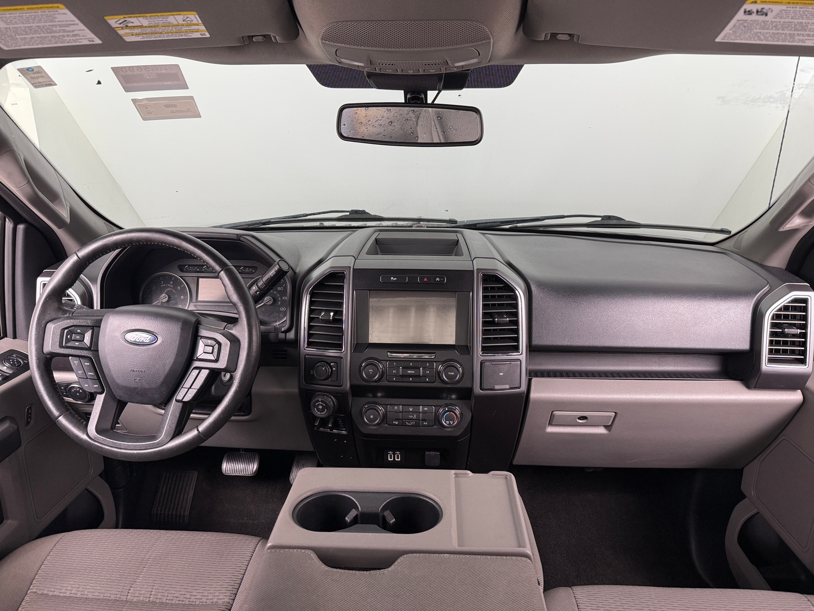 Thumbnail: 2019 Ford Econoline - 3