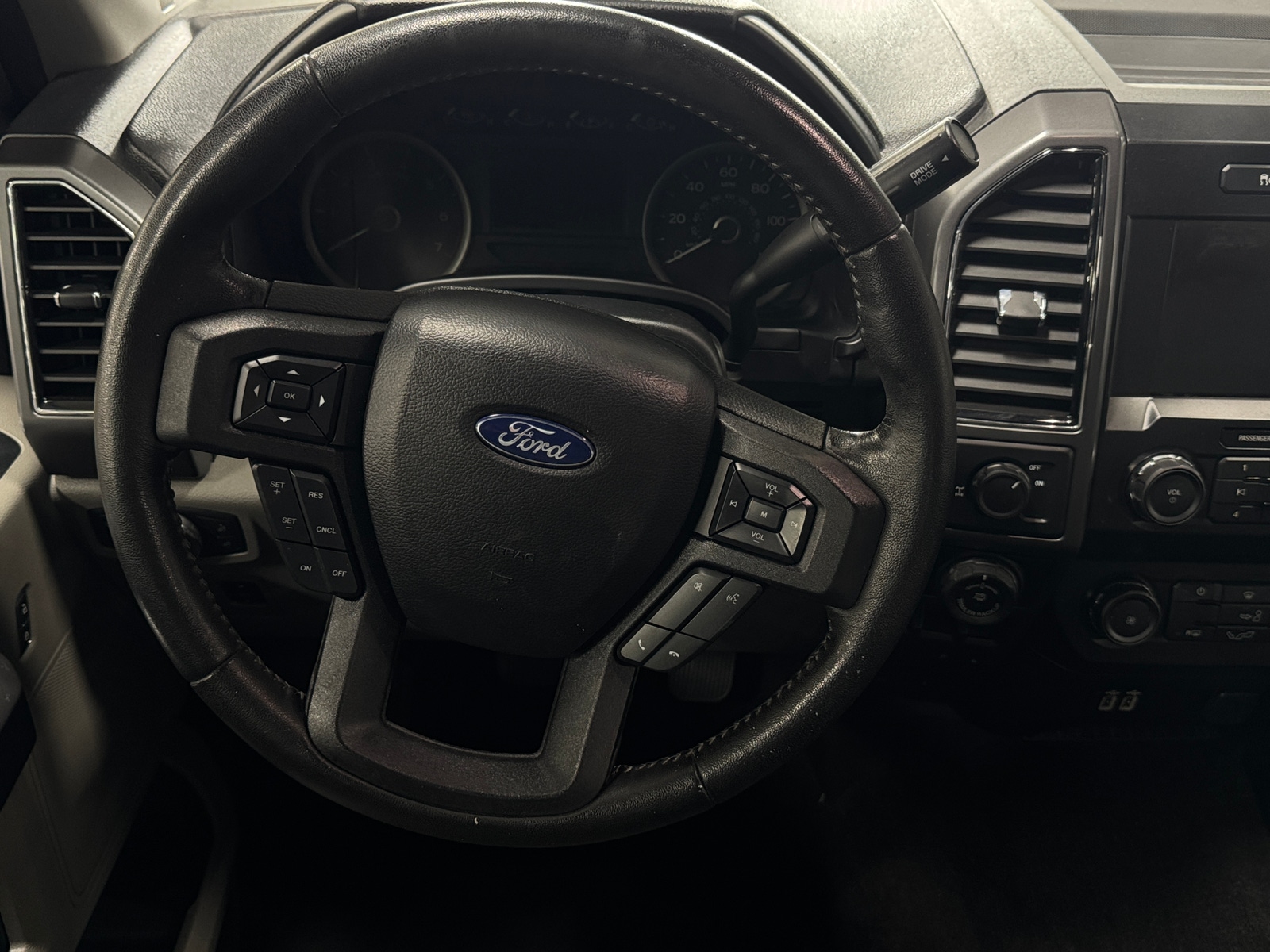 Thumbnail: 2019 Ford Econoline - 5