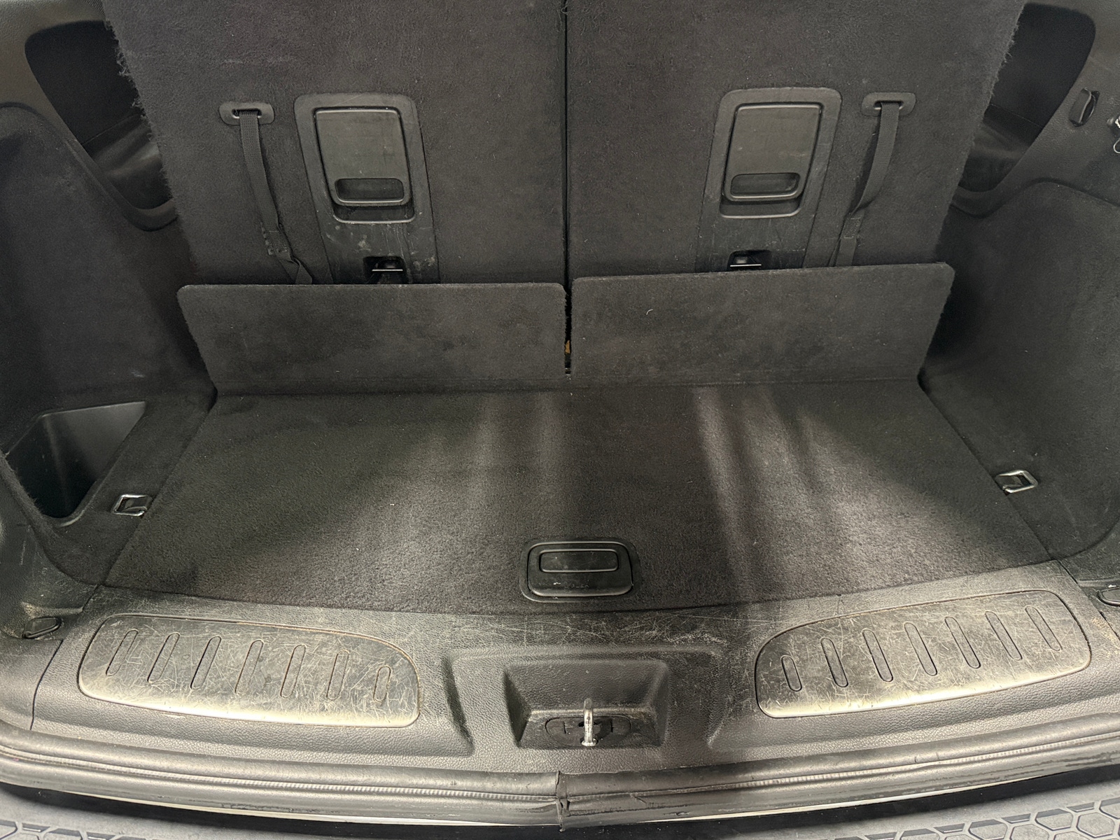 Thumbnail: 2018 Dodge Durango - 6