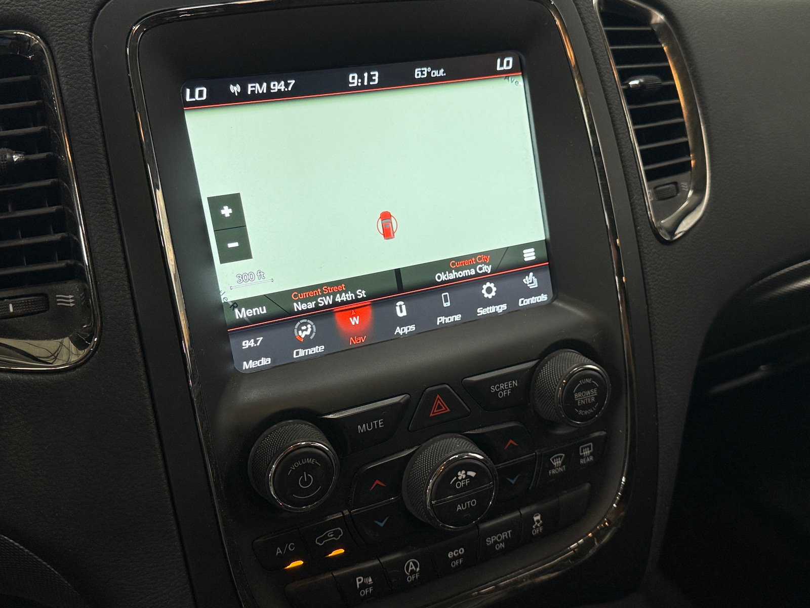 Thumbnail: 2018 Dodge Durango - 3