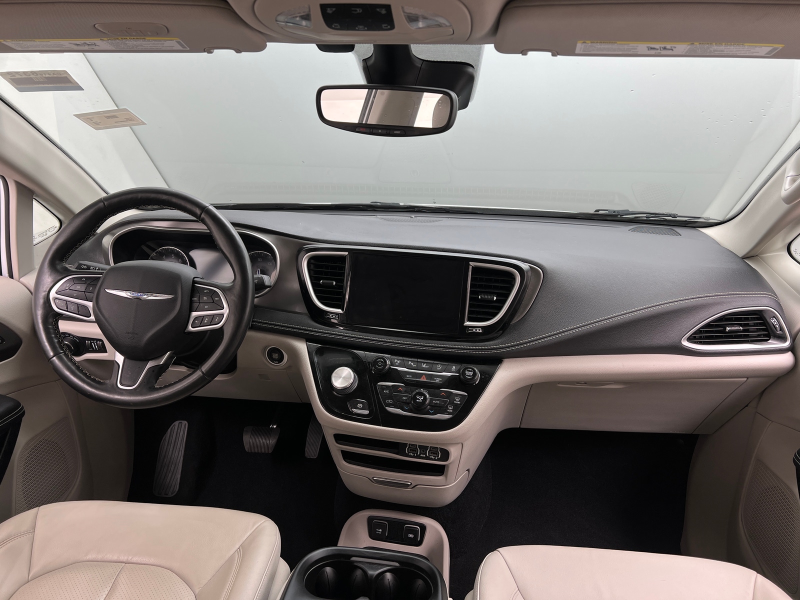 Thumbnail: 2021 Chrysler Pacifica - 2