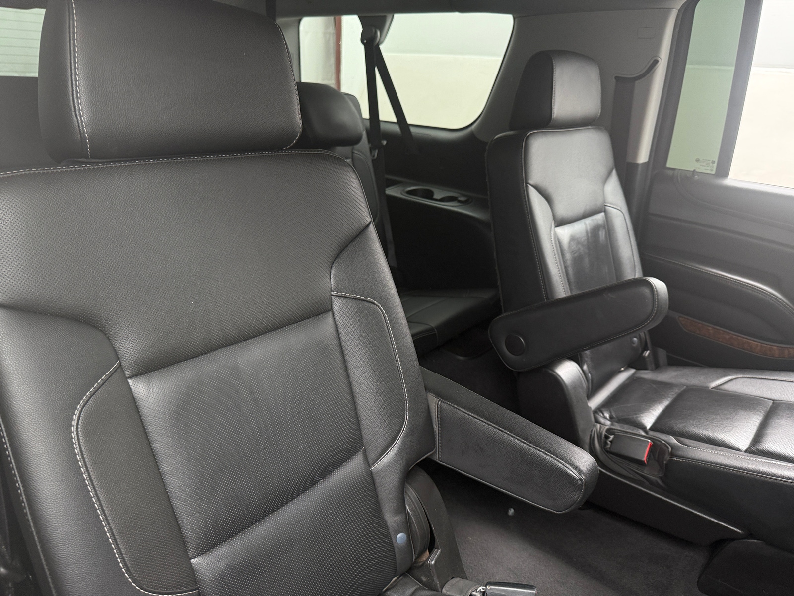 Thumbnail: 2020 Chevrolet Suburban - 5