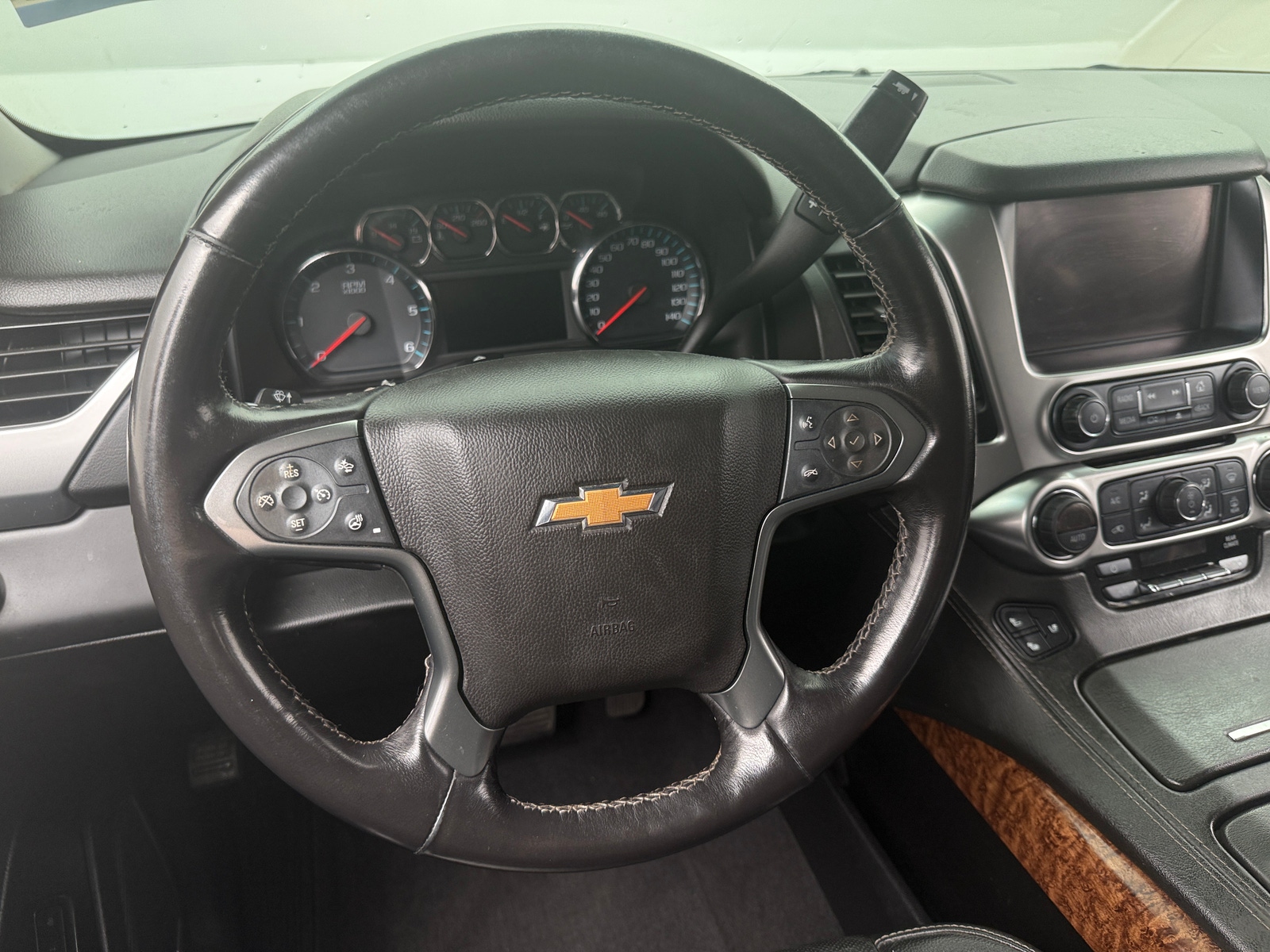 Thumbnail: 2020 Chevrolet Suburban - 4