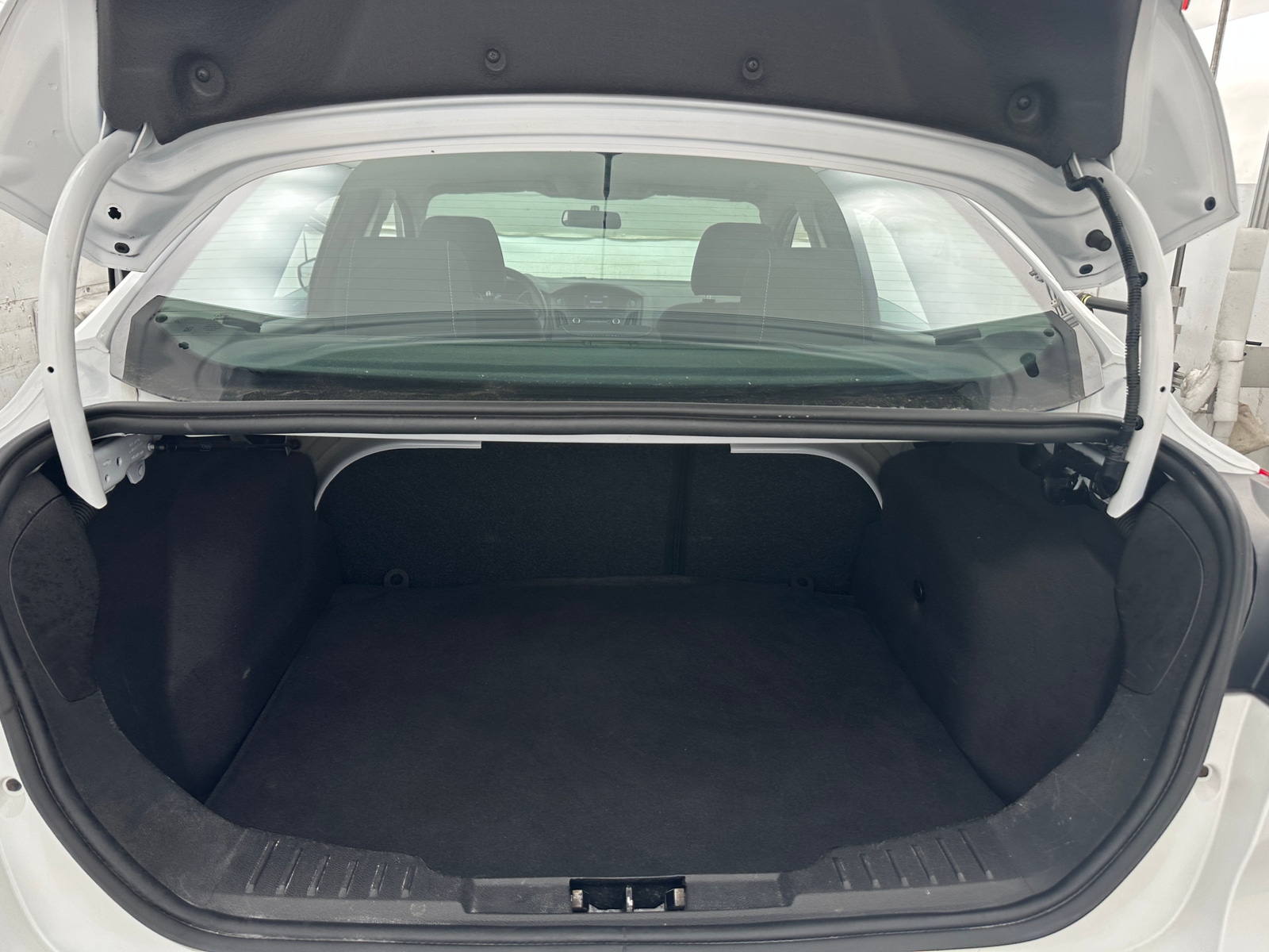 Thumbnail: 2018 Ford Focus - 7