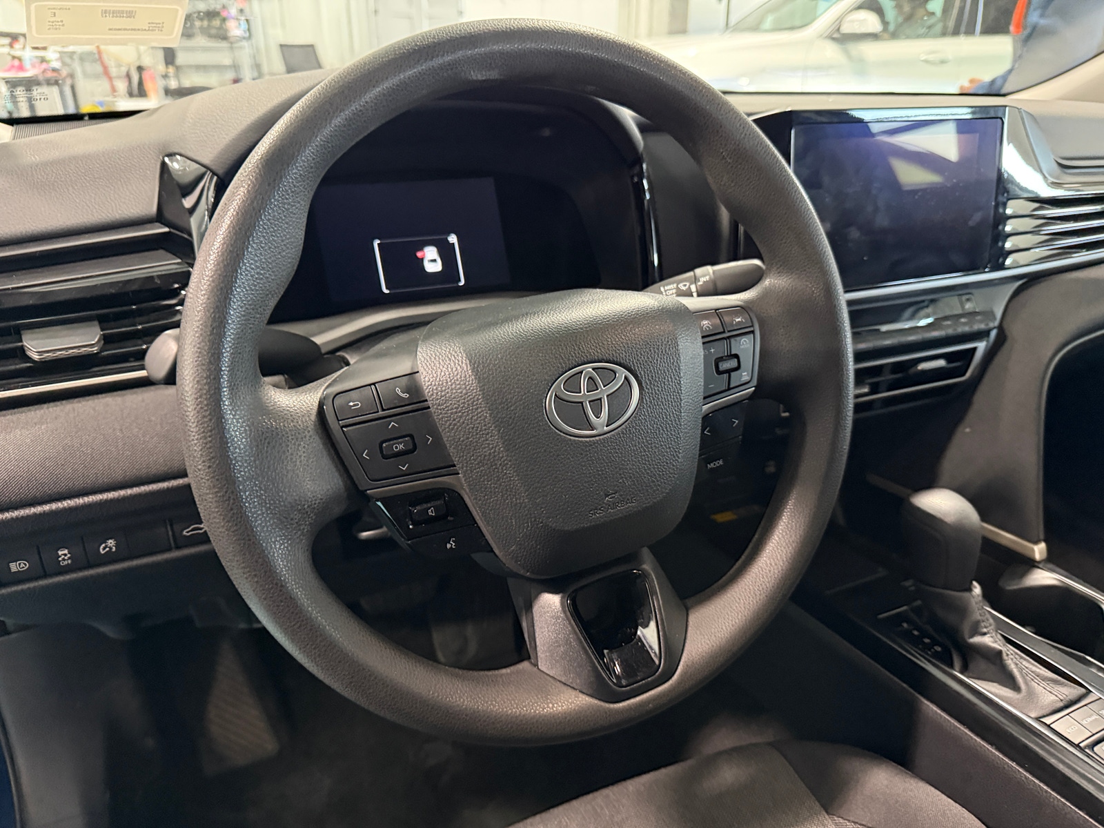Thumbnail: 2025 Toyota Camry - 5
