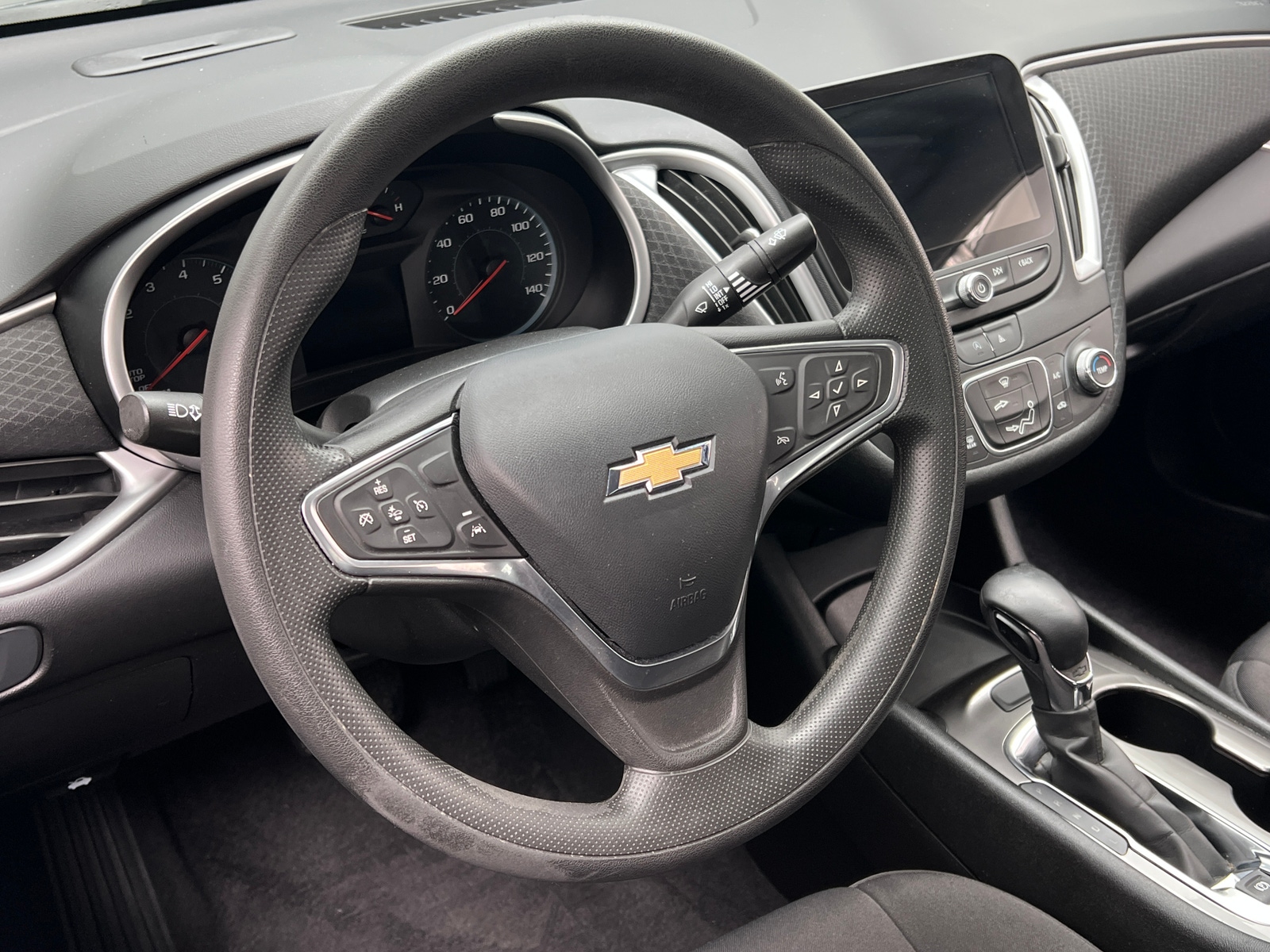 Thumbnail: 2023 Chevrolet Malibu - 5