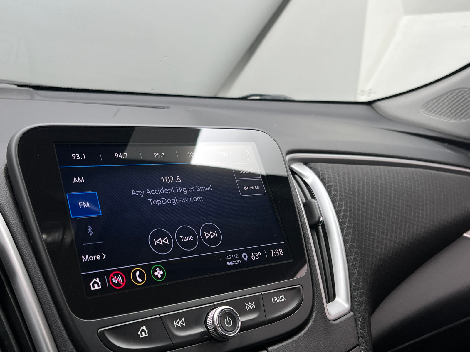 Thumbnail: 2023 Chevrolet Malibu - 4