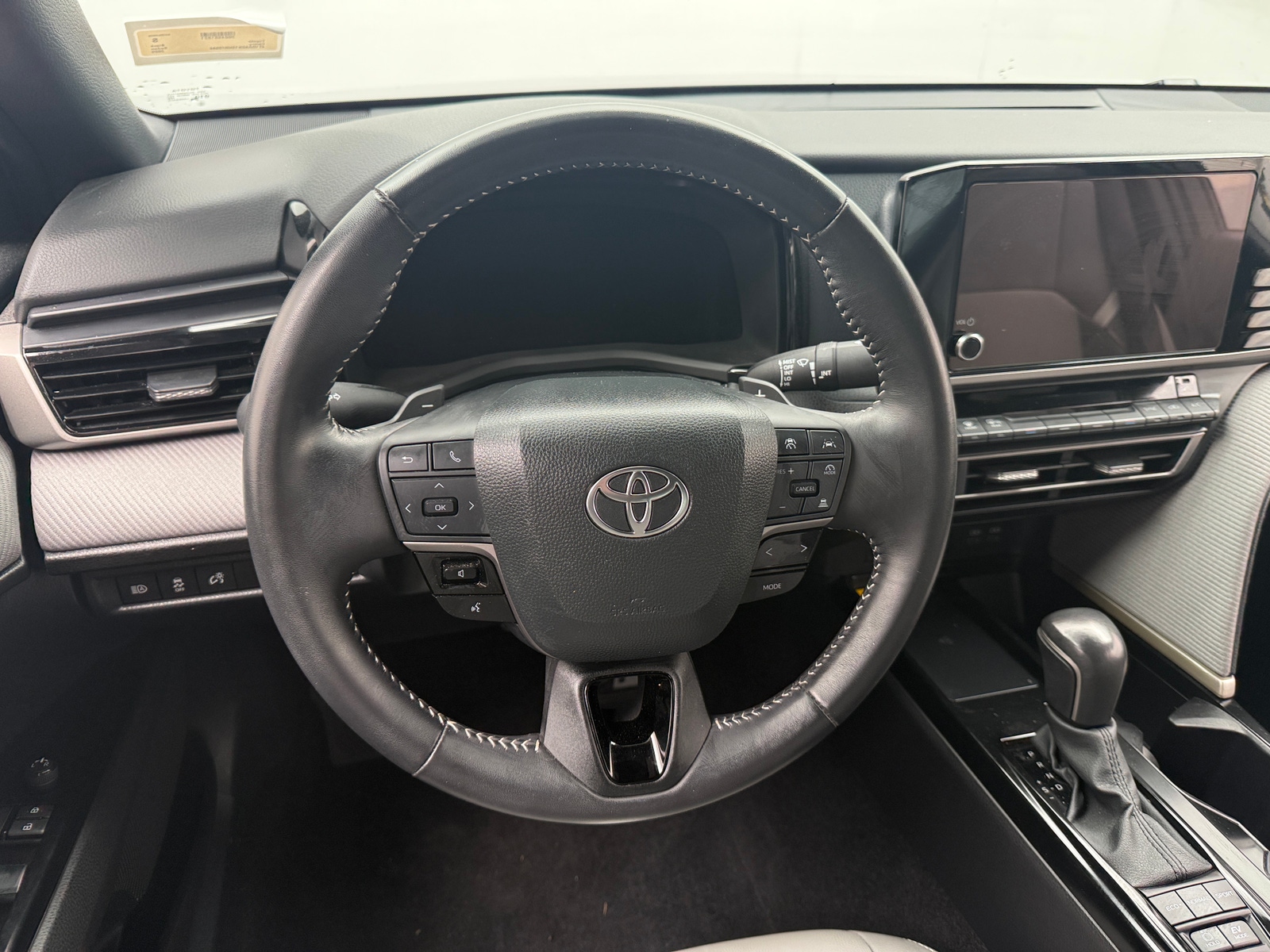 Thumbnail: 2025 Toyota Camry - 4