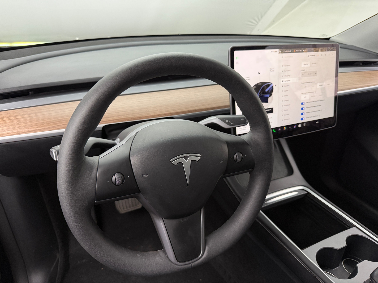 Thumbnail: 2024 Tesla Model Y - 4