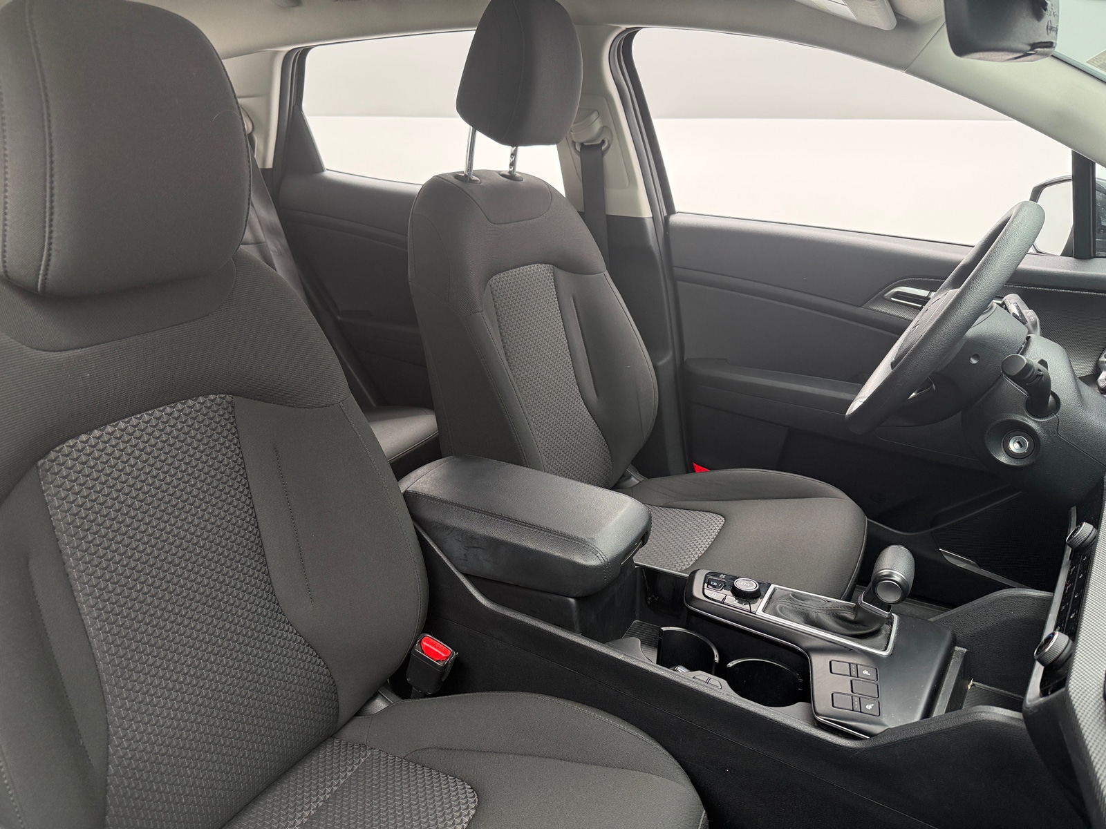 Thumbnail: 2025 Kia Sportage - 2