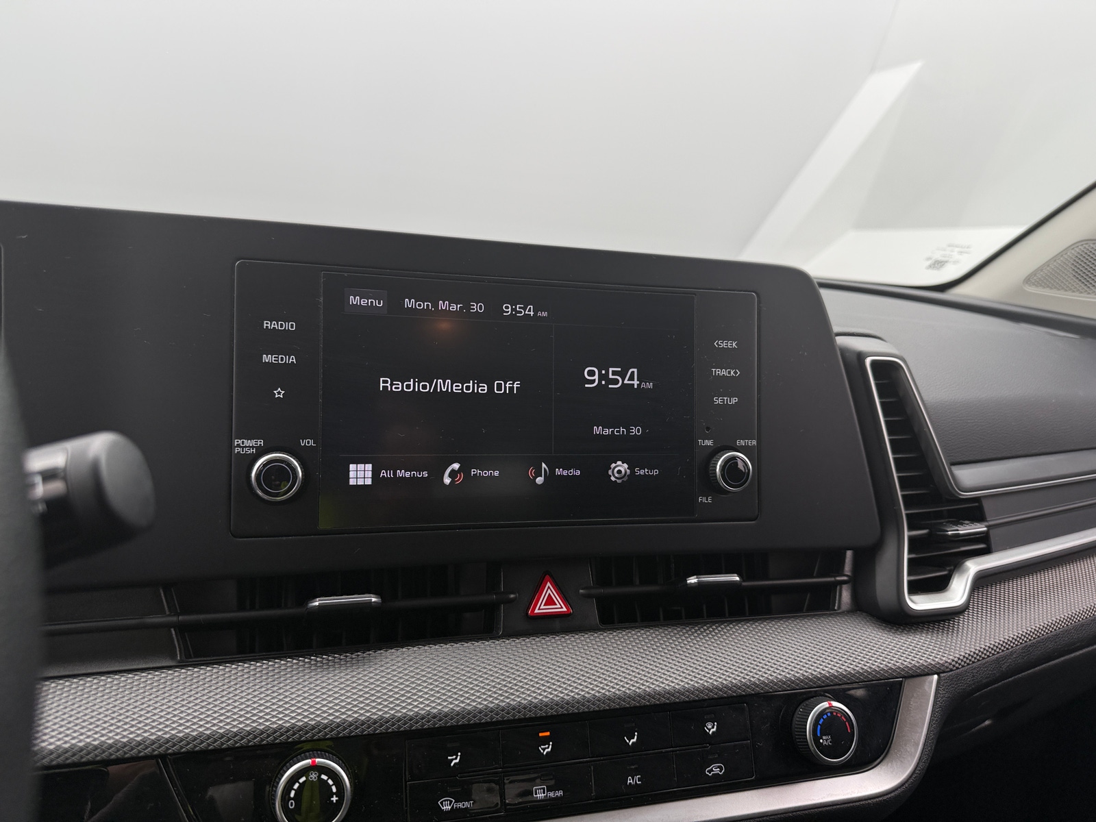 Thumbnail: 2025 Kia Sportage - 4