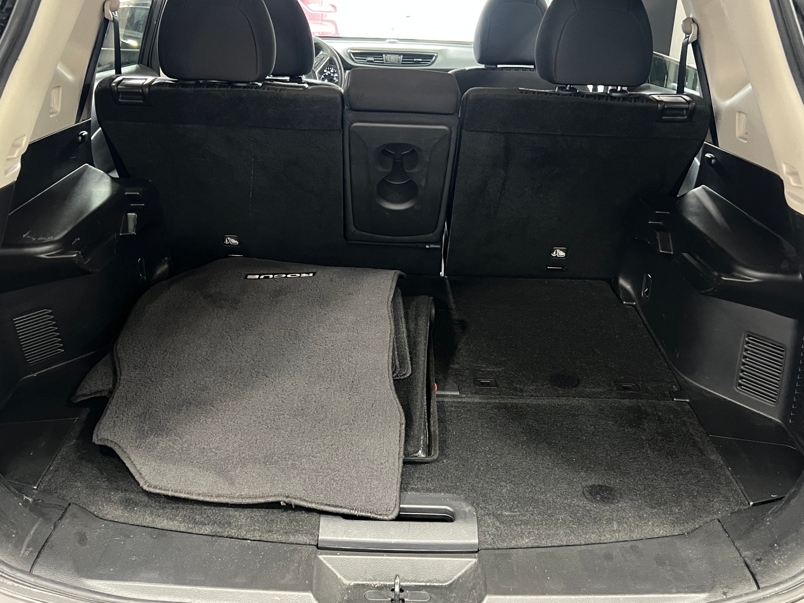 Thumbnail: 2018 Nissan Rogue - 7