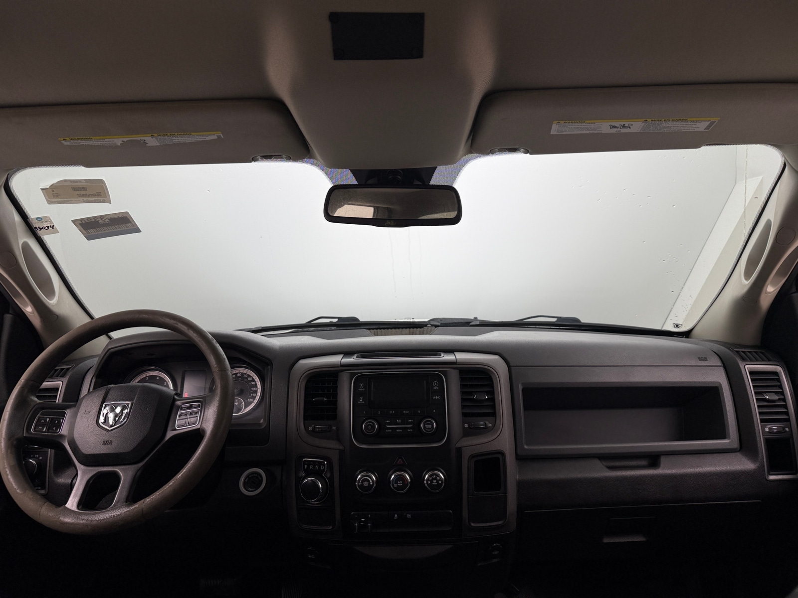 Thumbnail: 2019 RAM 1500 Classic - 3