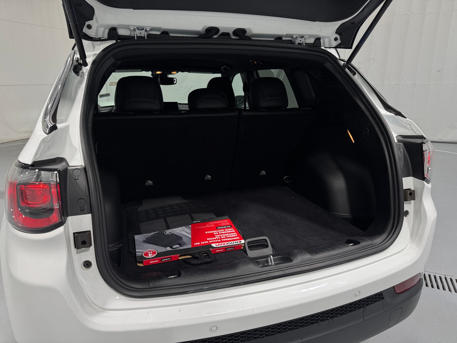 Thumbnail: 2025 Jeep Compass - 6