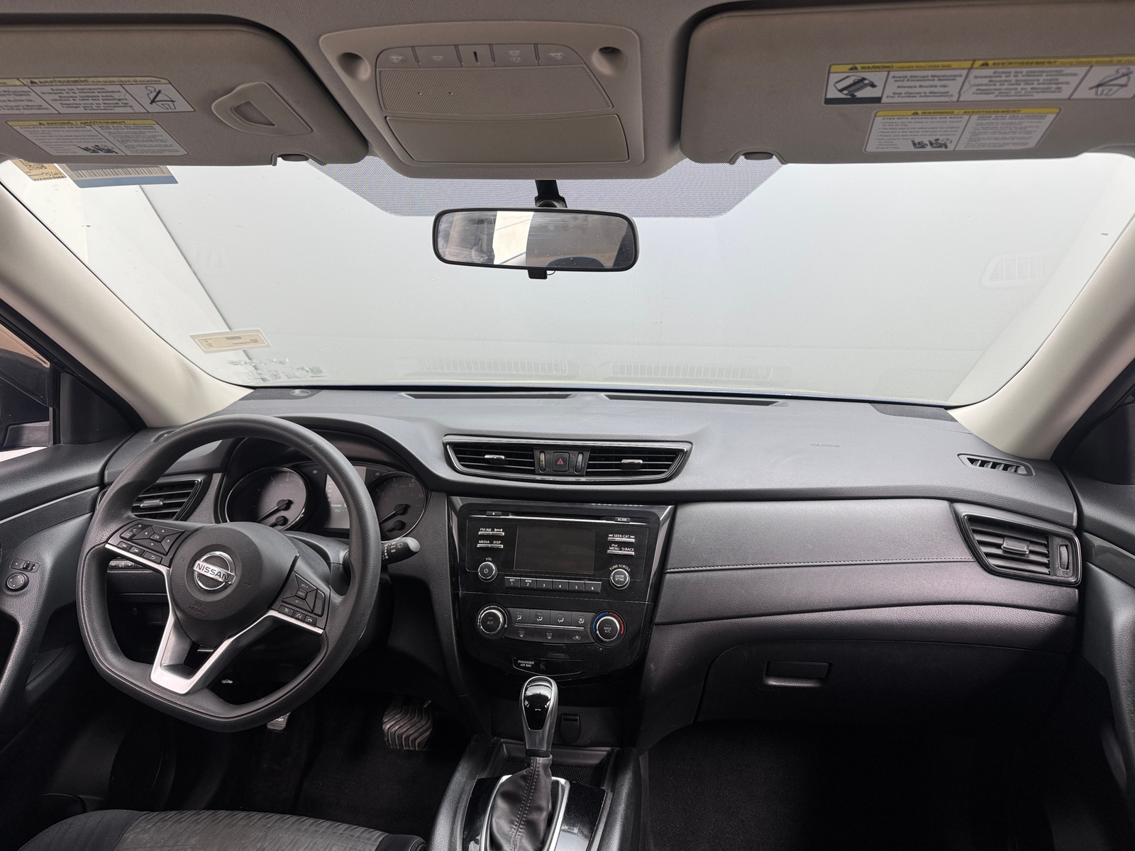 Thumbnail: 2017 Nissan Rogue - 3