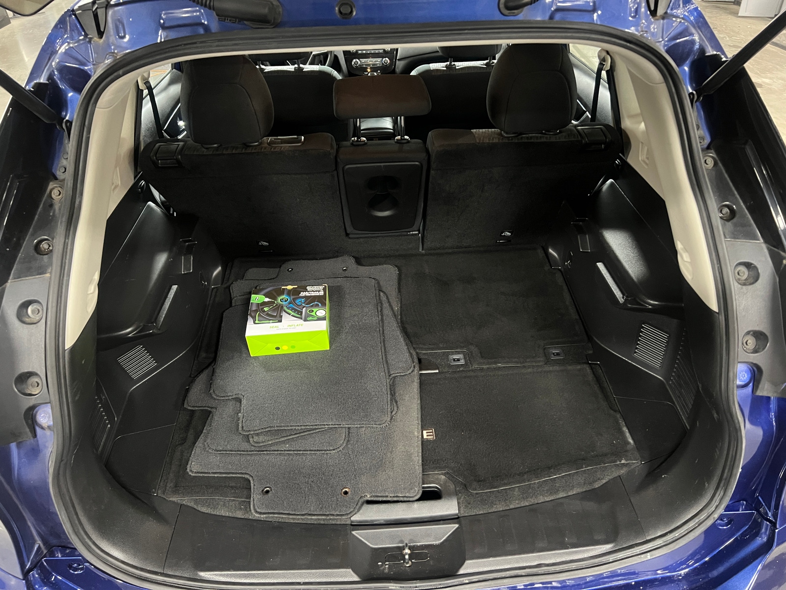 Thumbnail: 2017 Nissan Rogue - 7