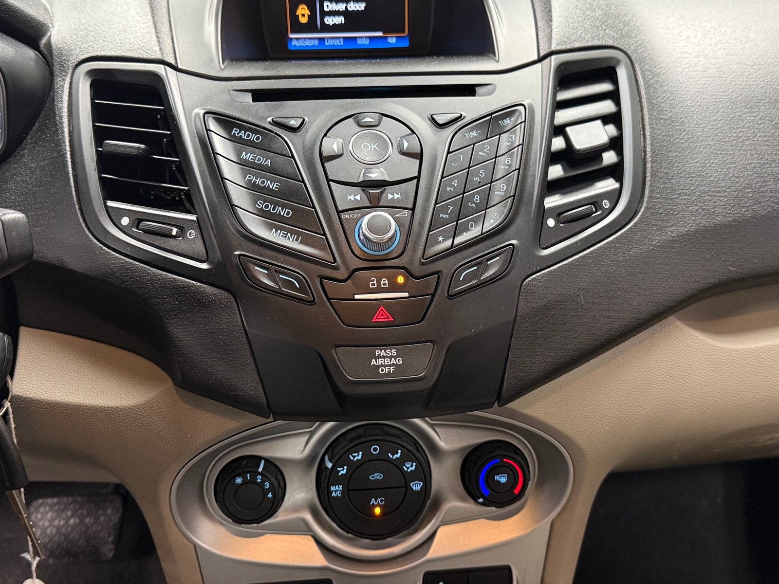 Thumbnail: 2018 Ford Fiesta - 4