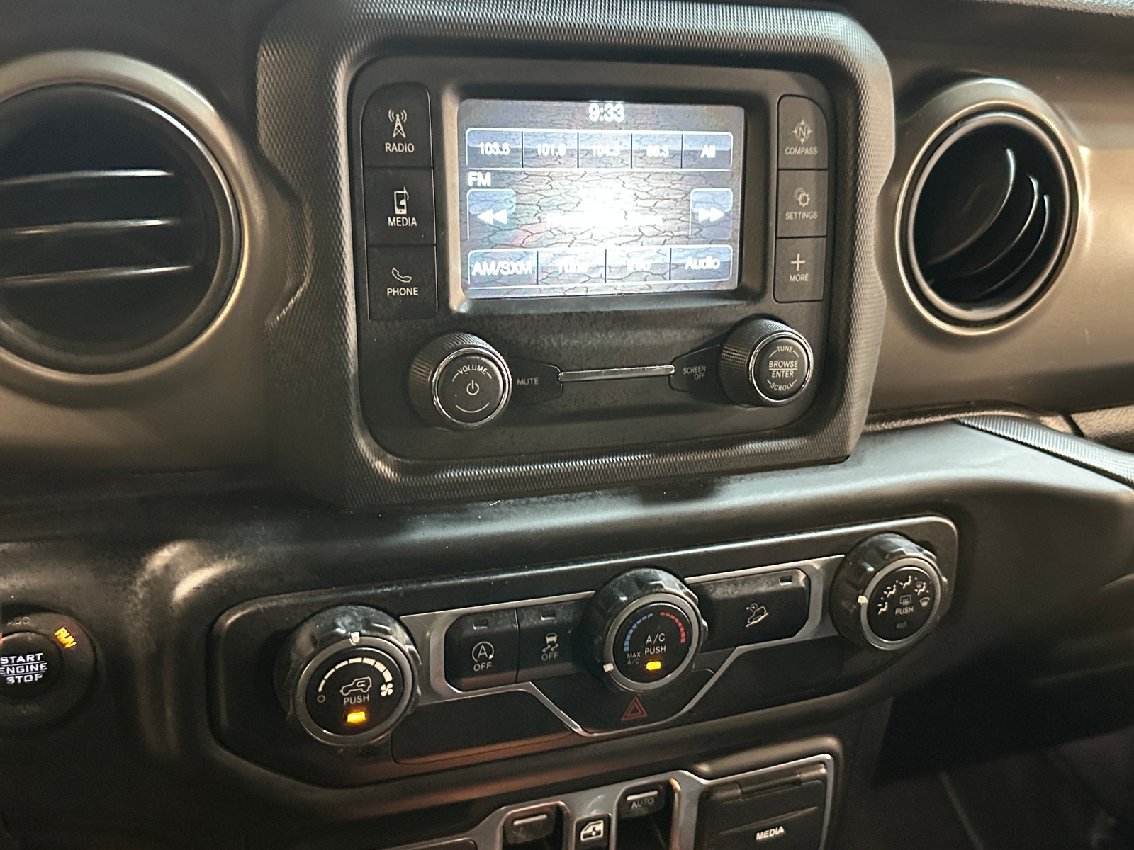 Thumbnail: 2018 Jeep Wrangler - 4