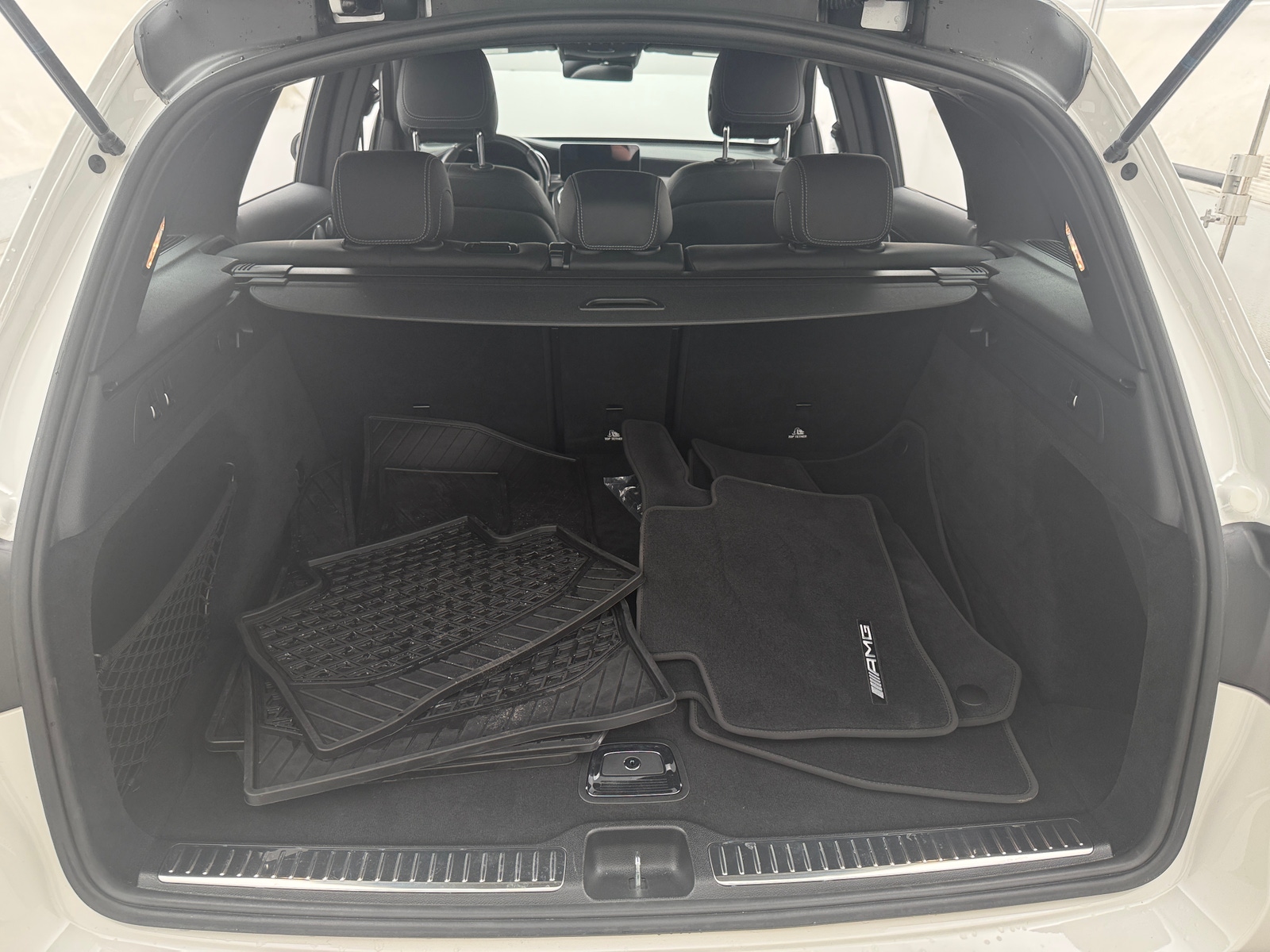 Thumbnail: 2020 Mercedes-Benz GLC - 6