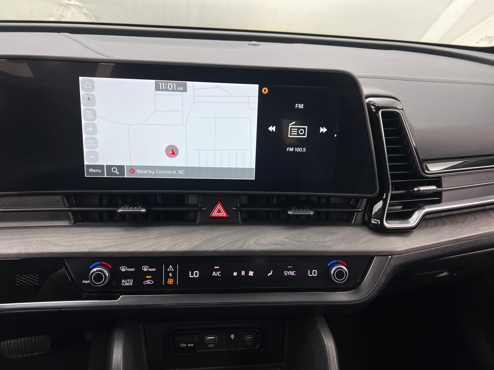 Thumbnail: 2023 Kia Sportage - 3