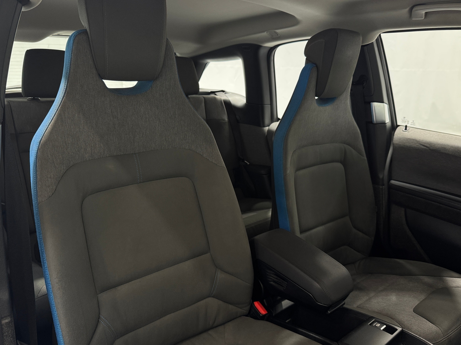 Thumbnail: 2016 BMW i3 - 2