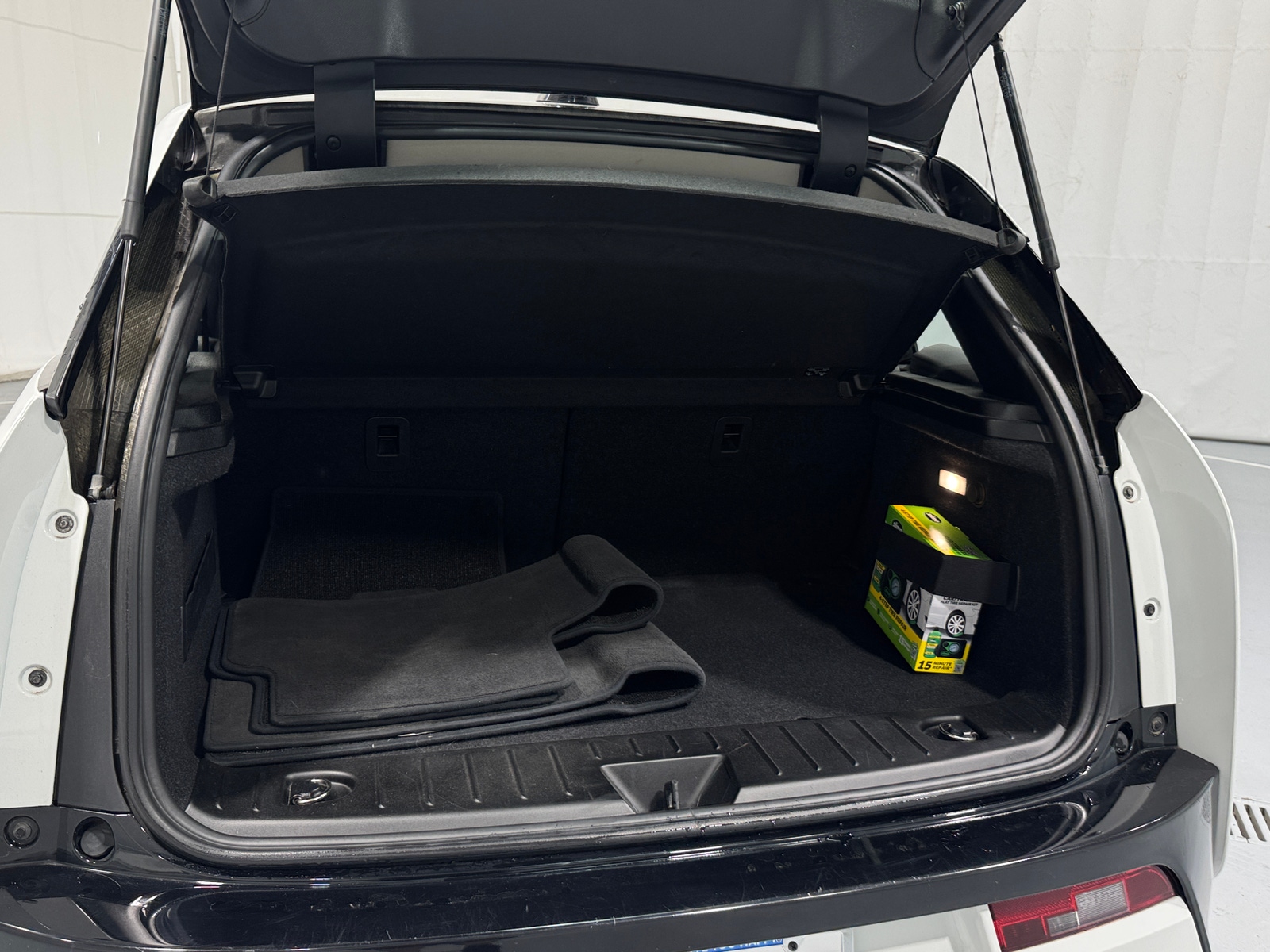 Thumbnail: 2016 BMW i3 - 7